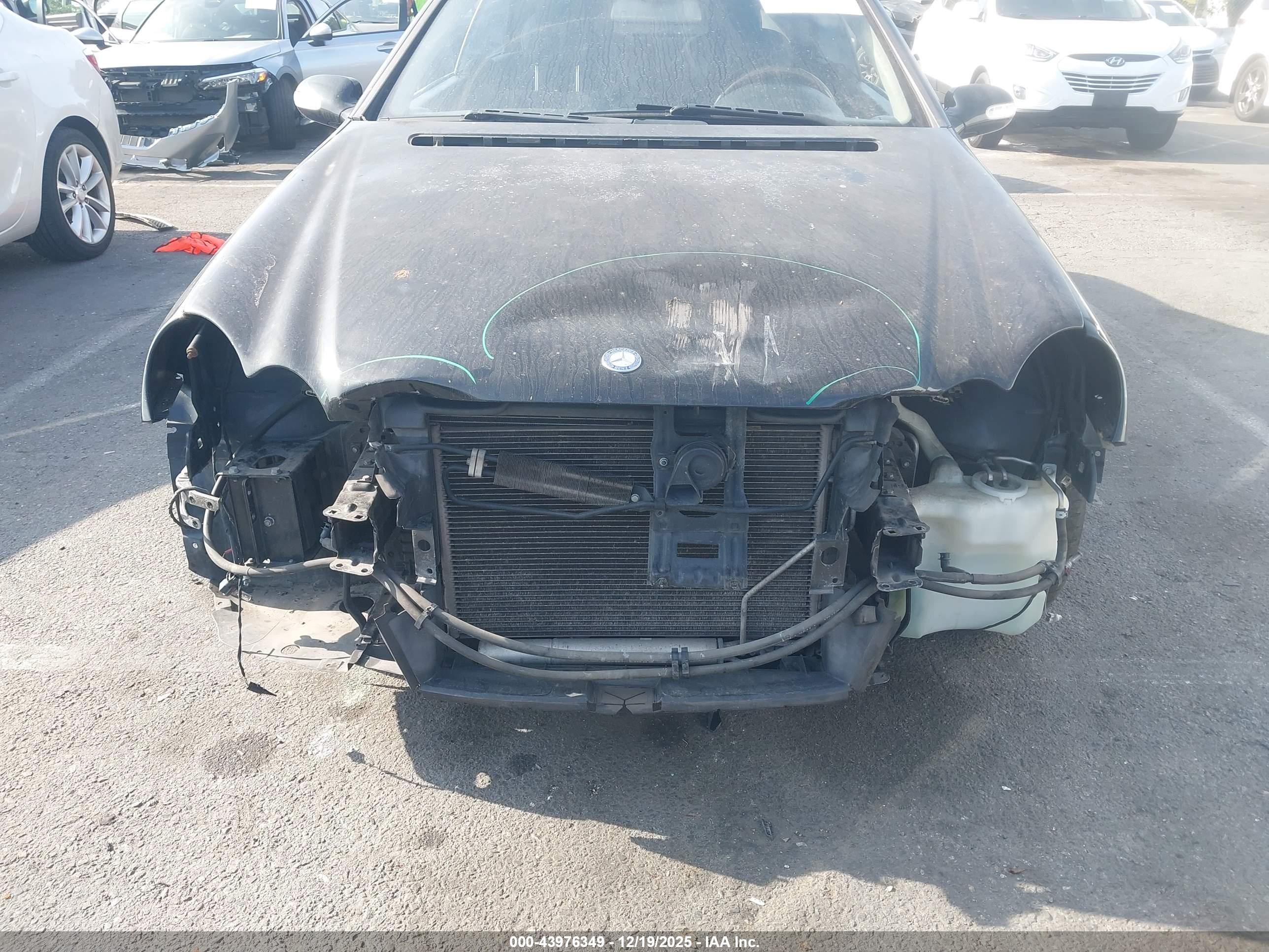 MERCEDES-BENZ CLK image 6