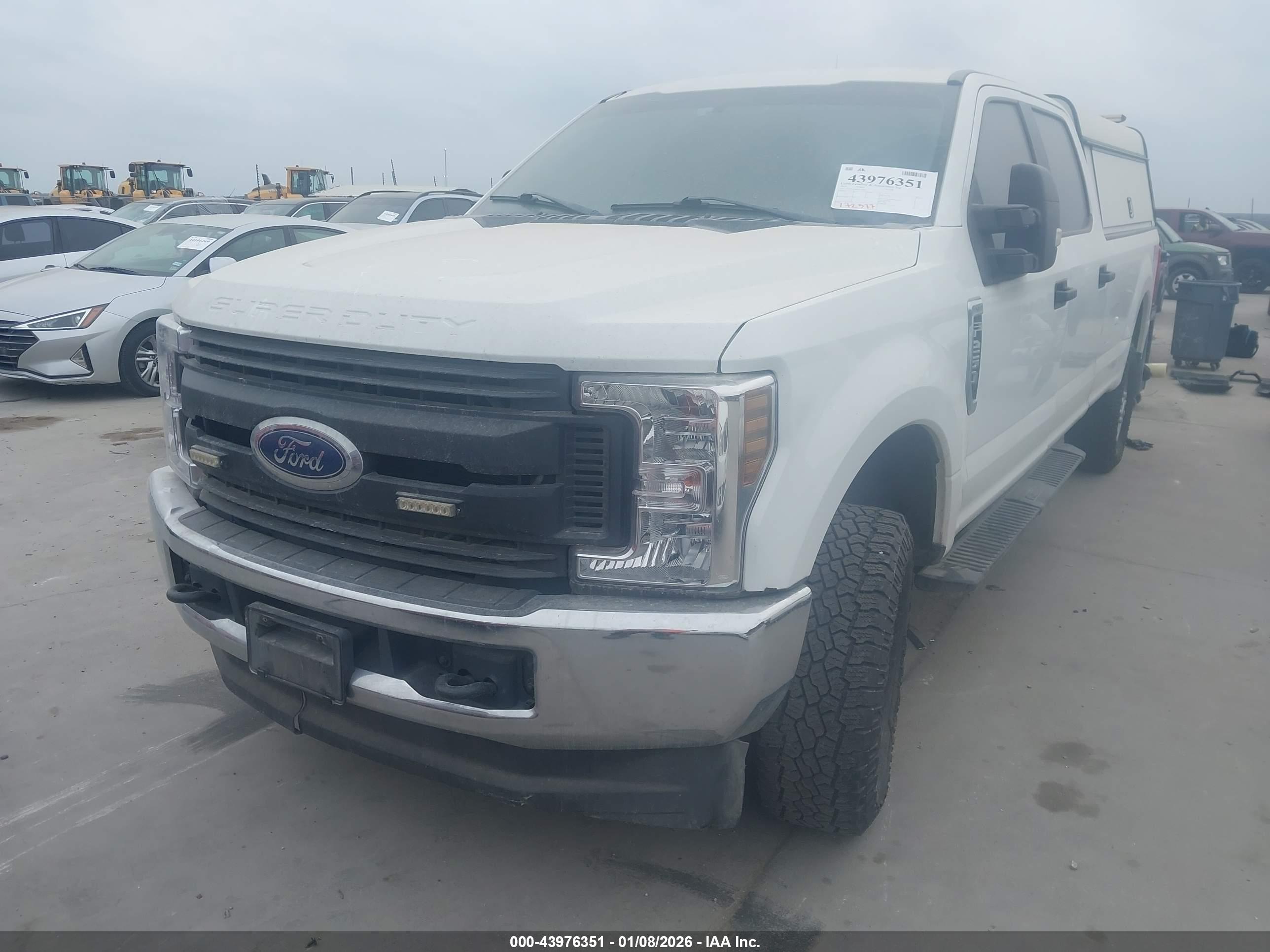 FORD F-250 image 6