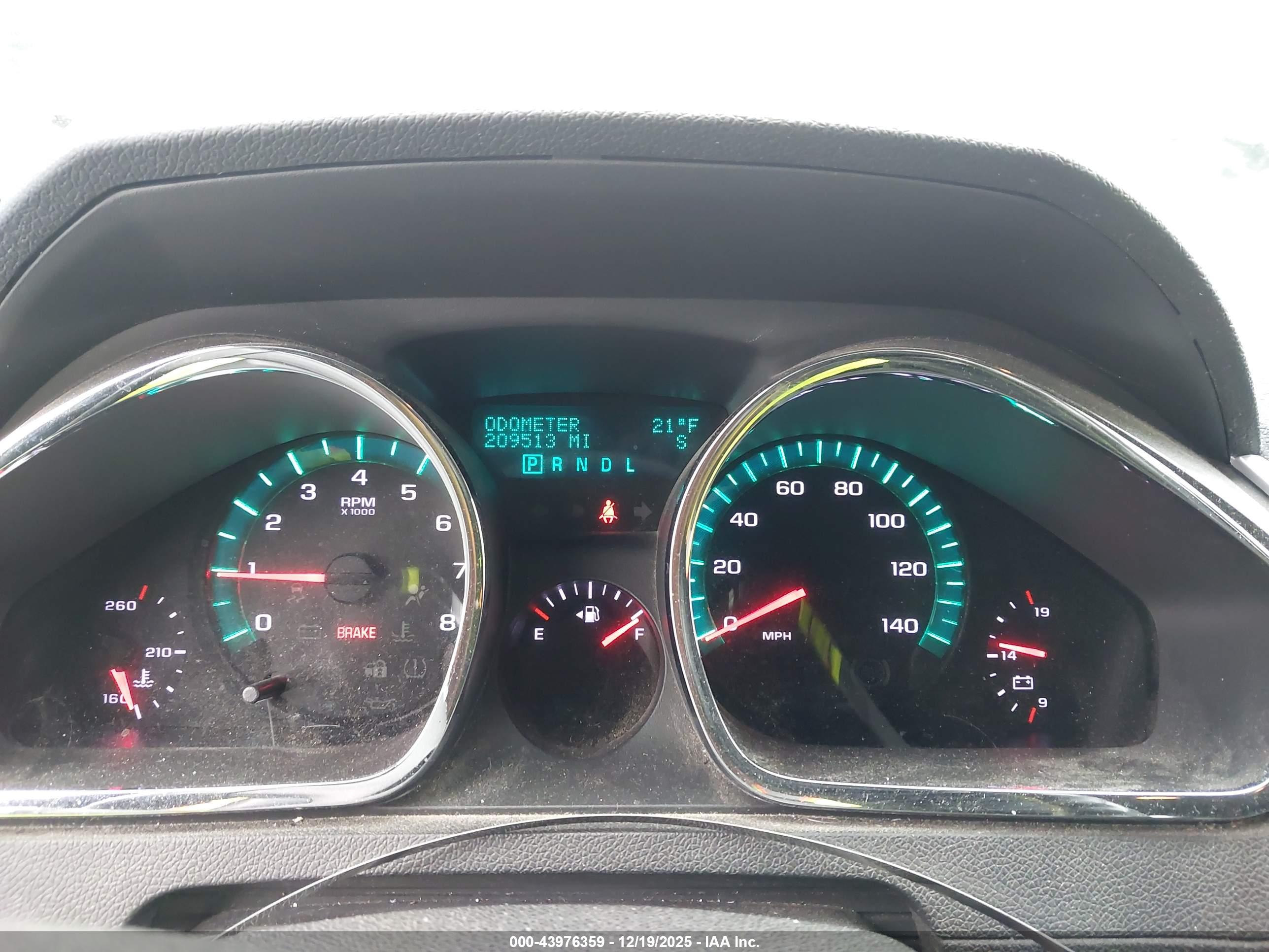 CHEVROLET TRAVERSE image 7