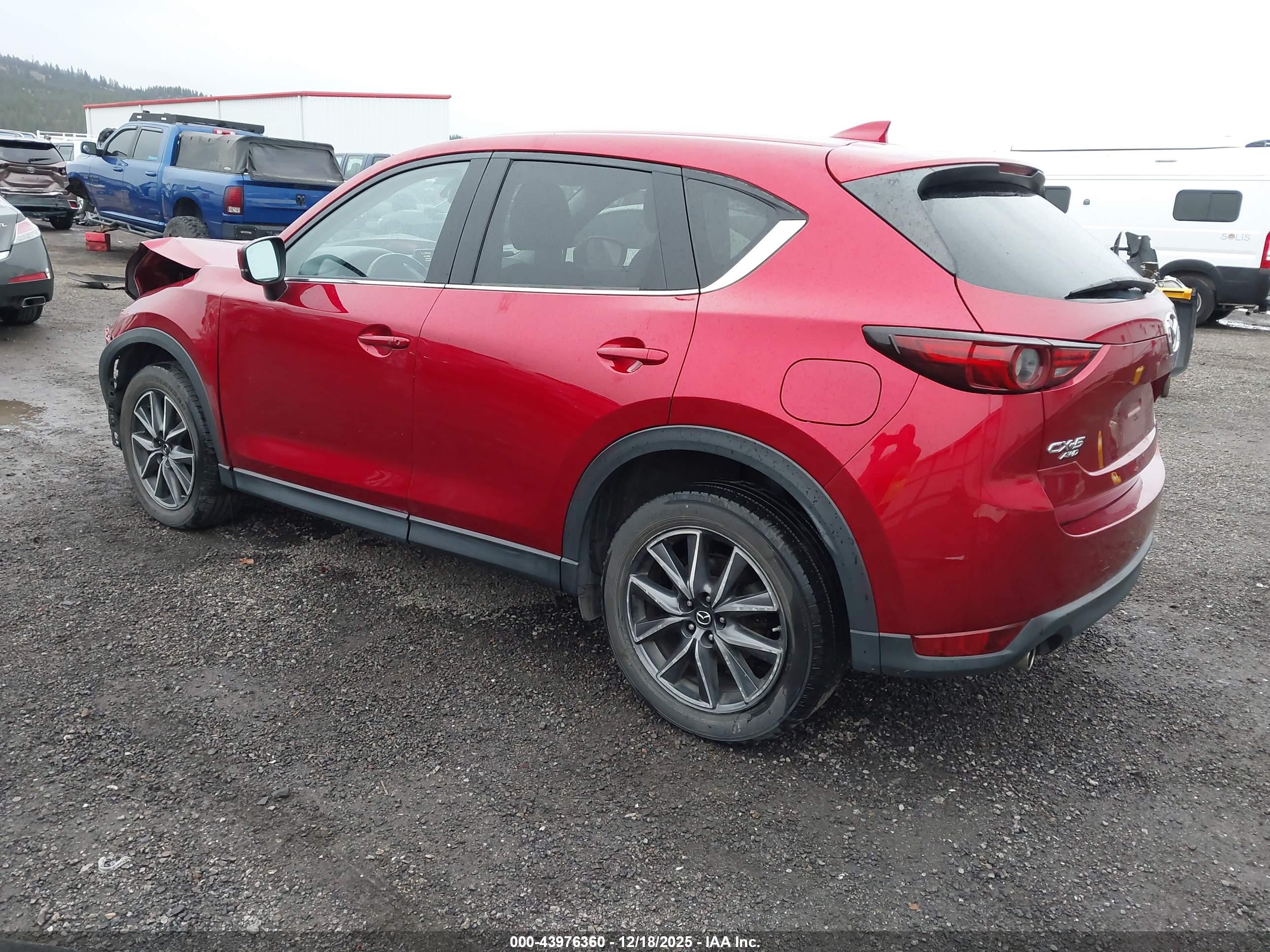 MAZDA CX-5 image 3