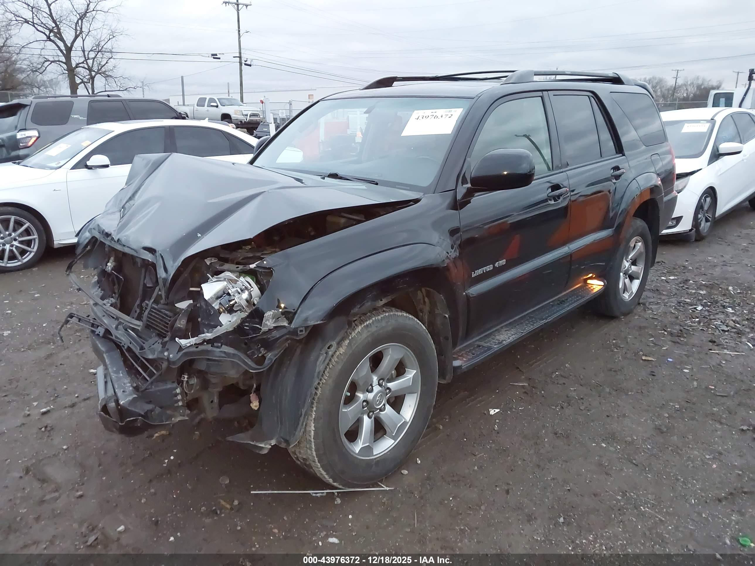 TOYOTA 4RUNNER image 2