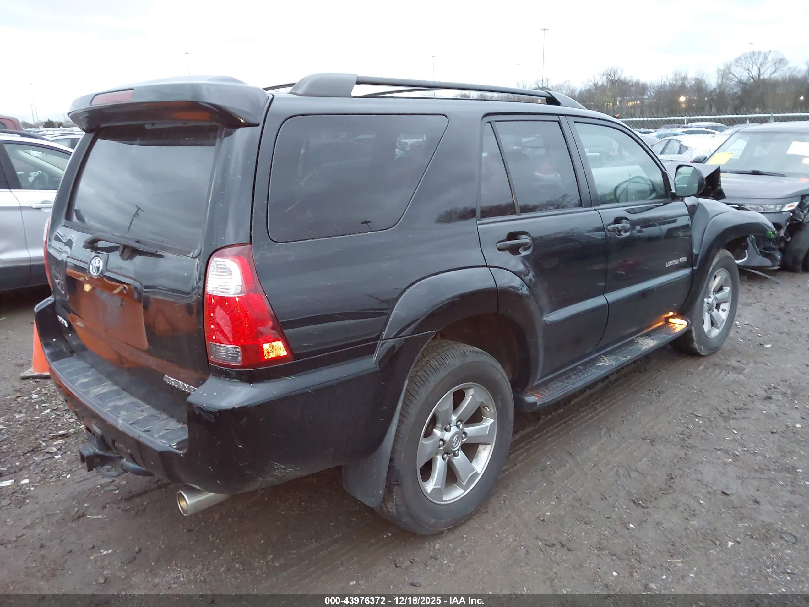 TOYOTA 4RUNNER image 4
