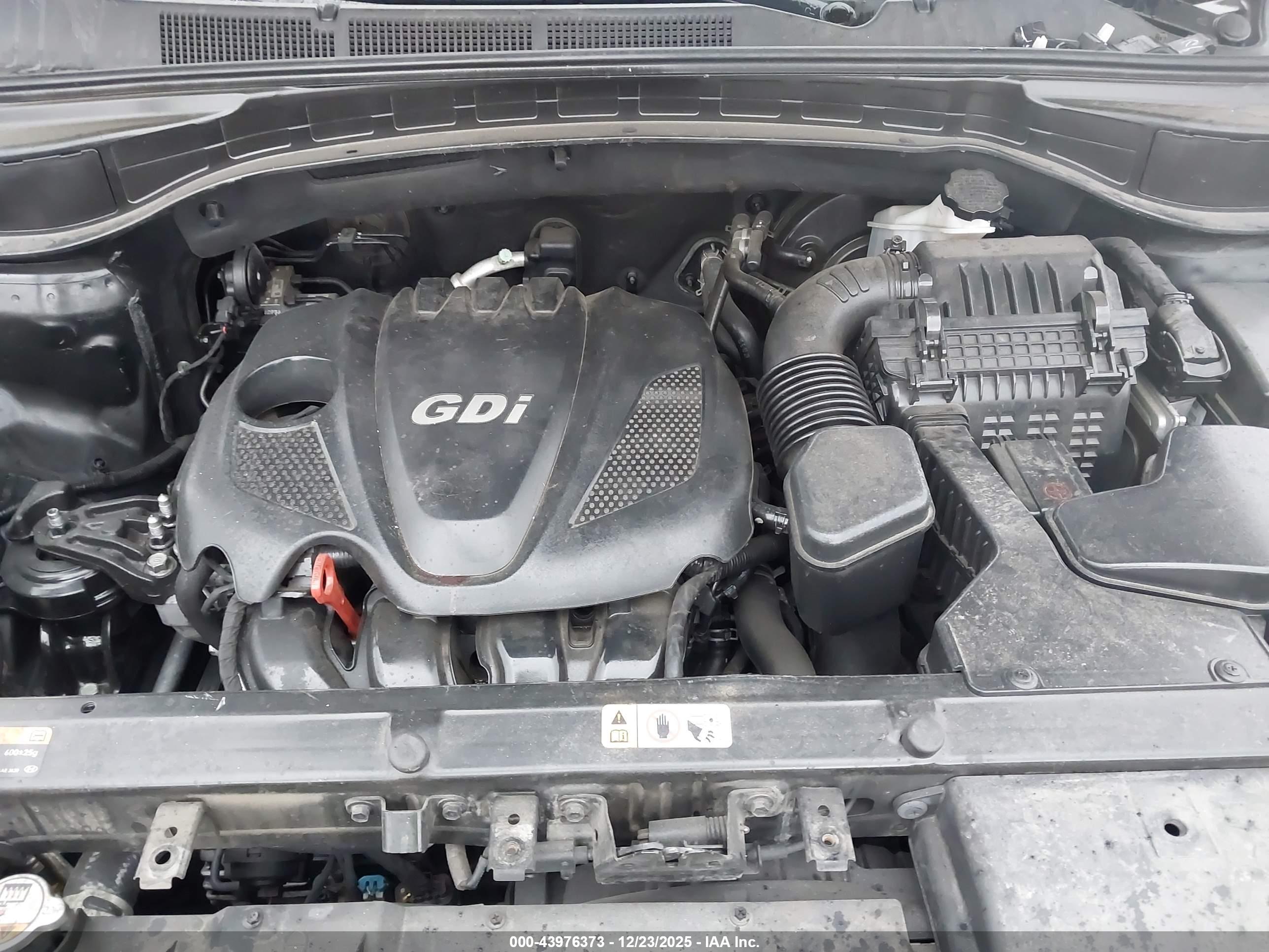 HYUNDAI SANTA image 10