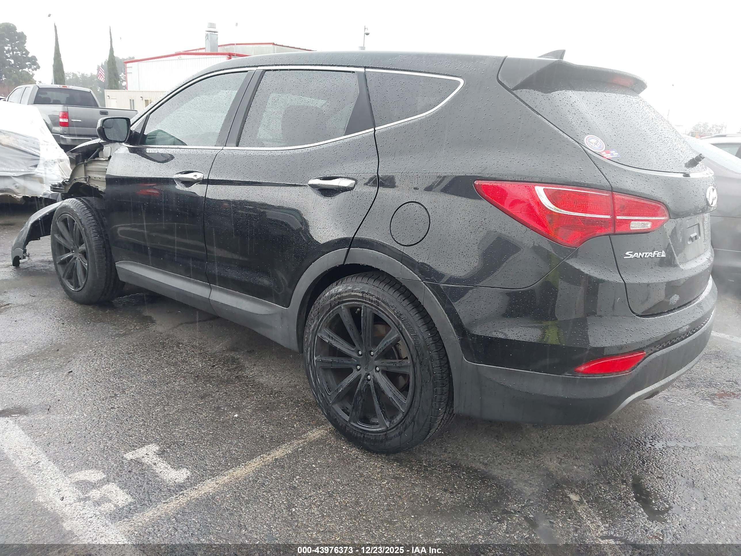 HYUNDAI SANTA image 3