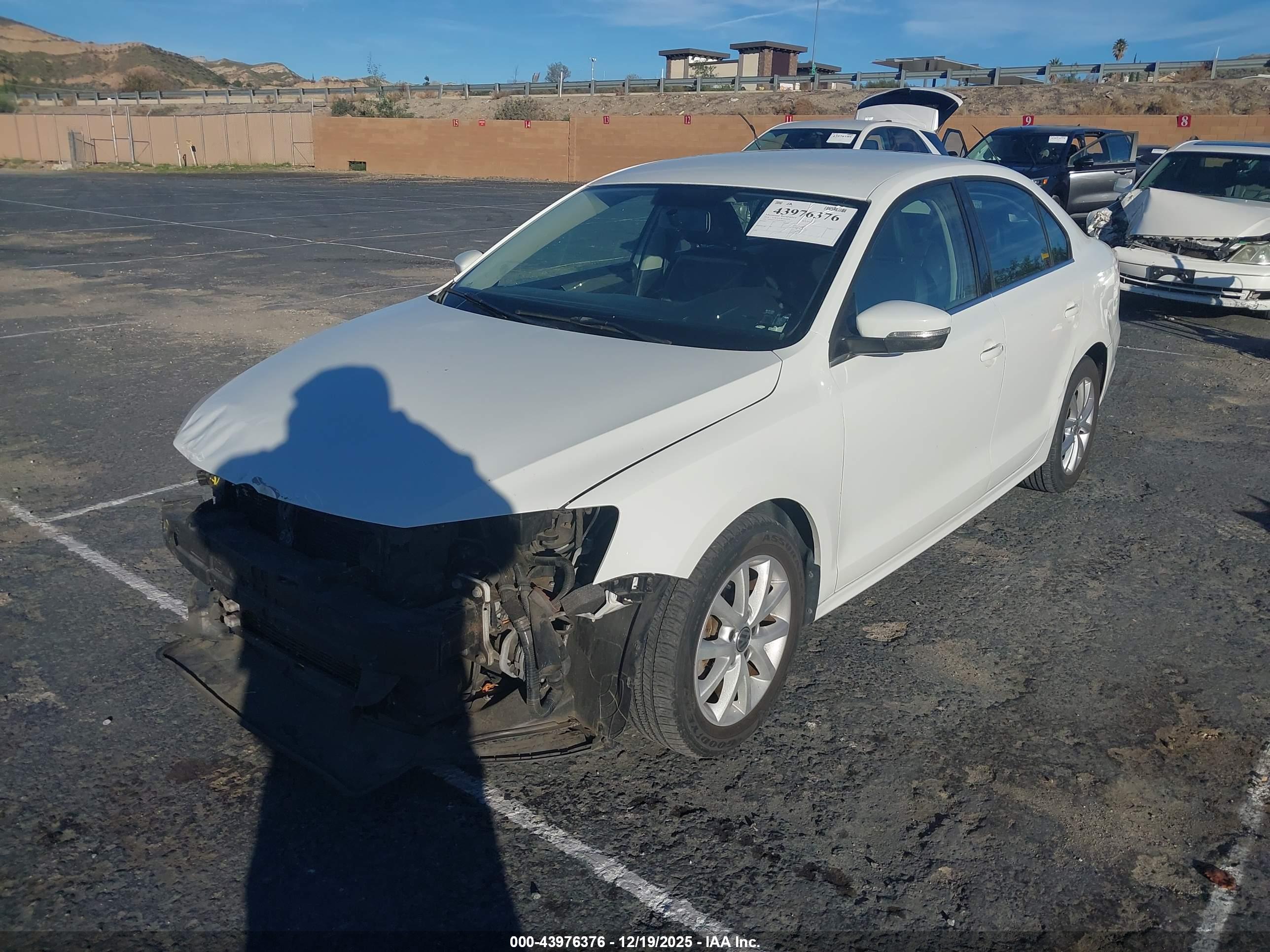 VOLKSWAGEN JETTA image 2
