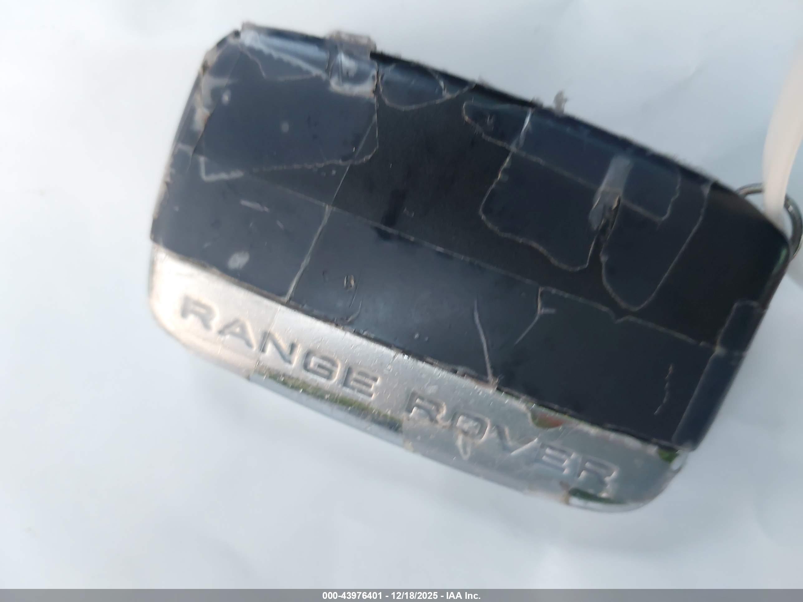 LAND ROVER image 11