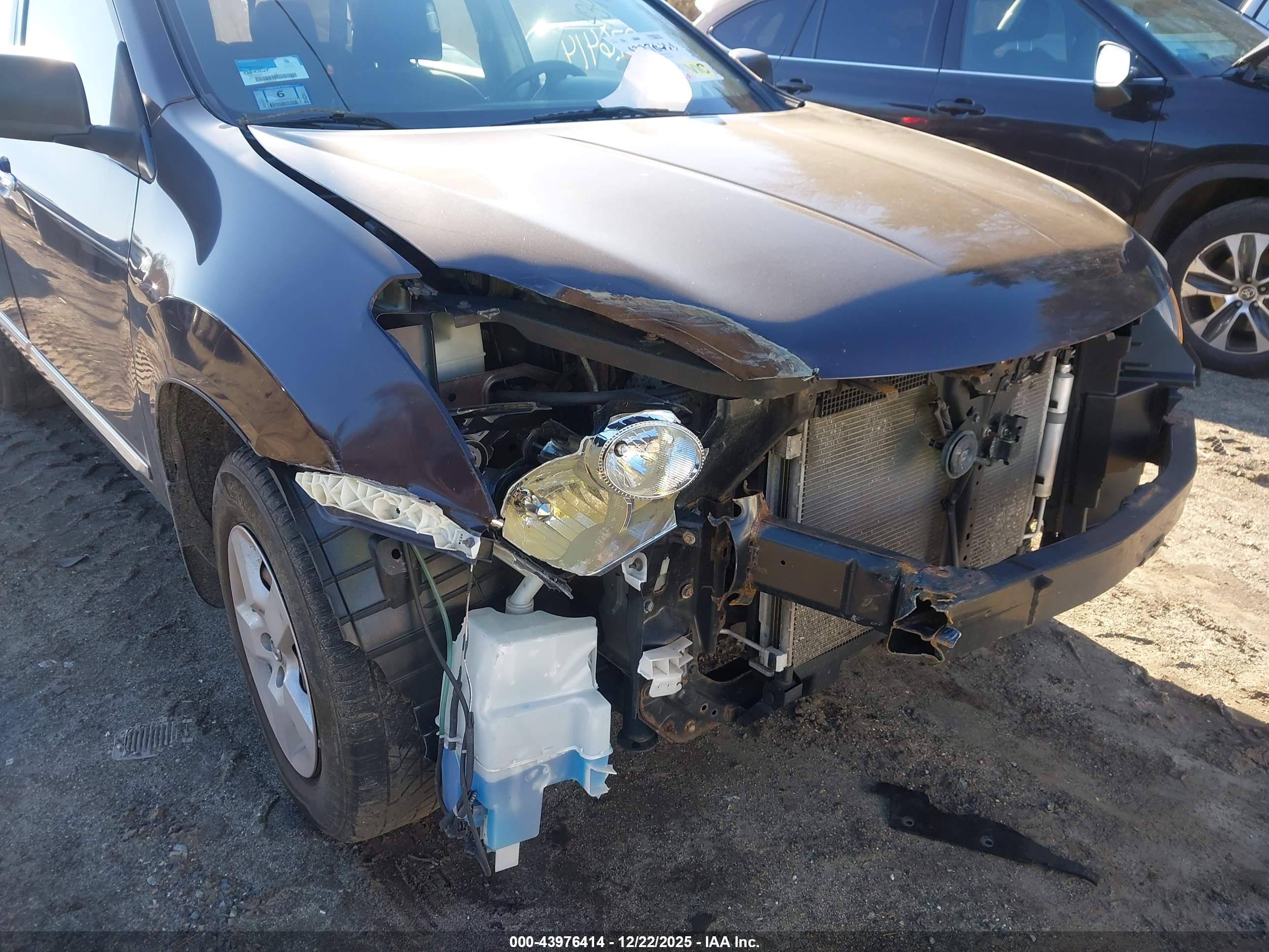 NISSAN ROGUE image 6
