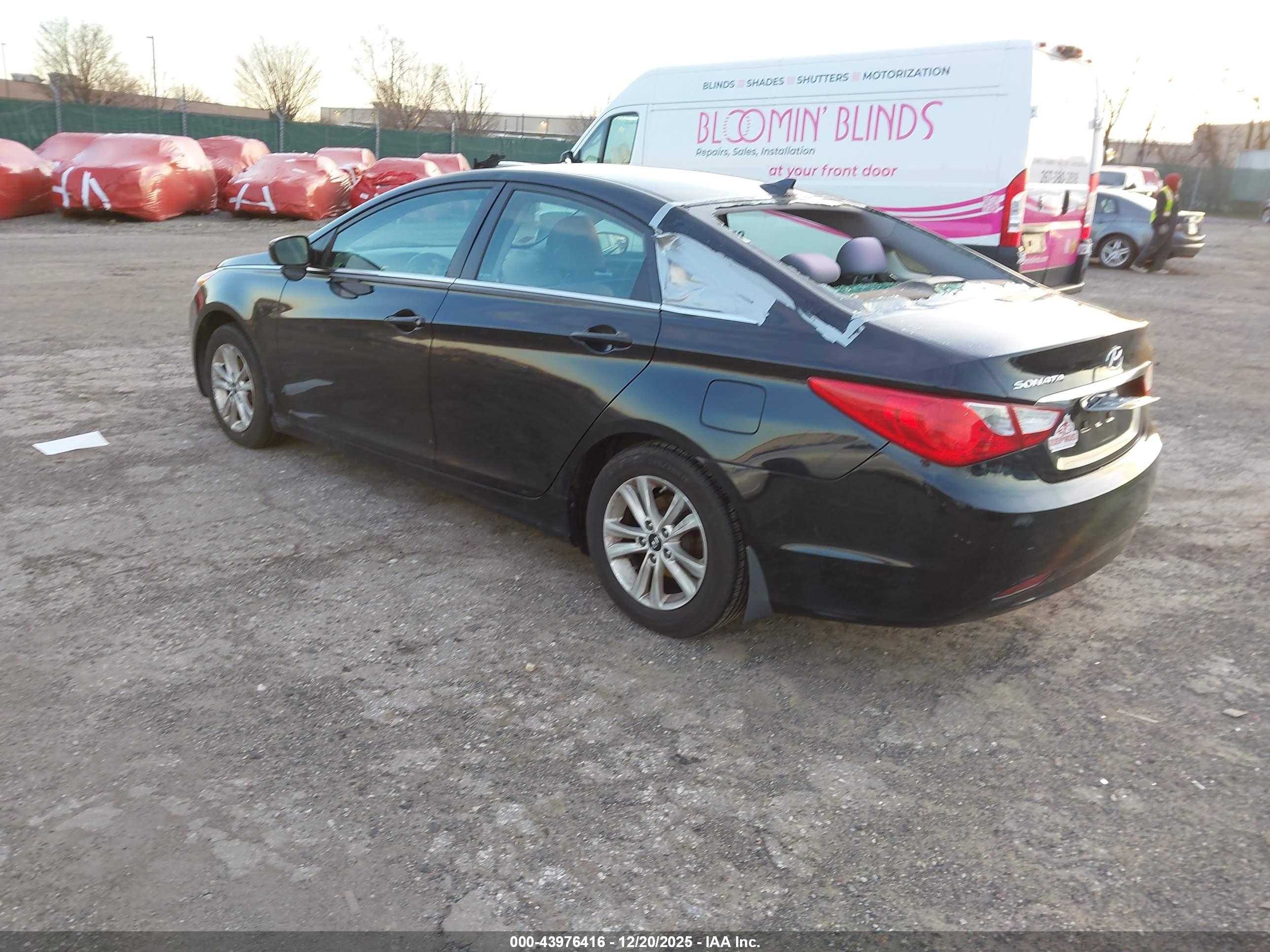 HYUNDAI SONATA image 3