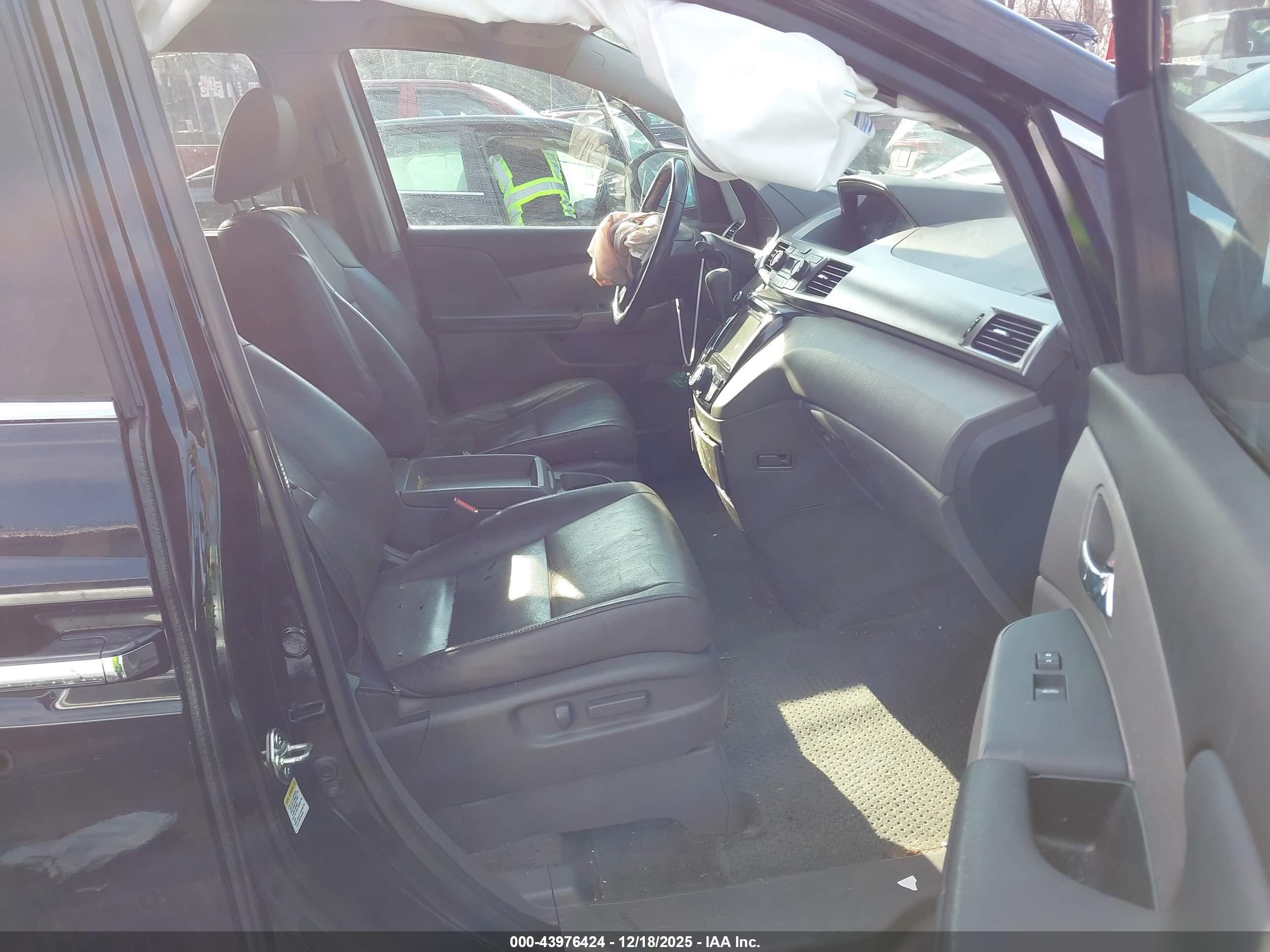 HONDA ODYSSEY image 5