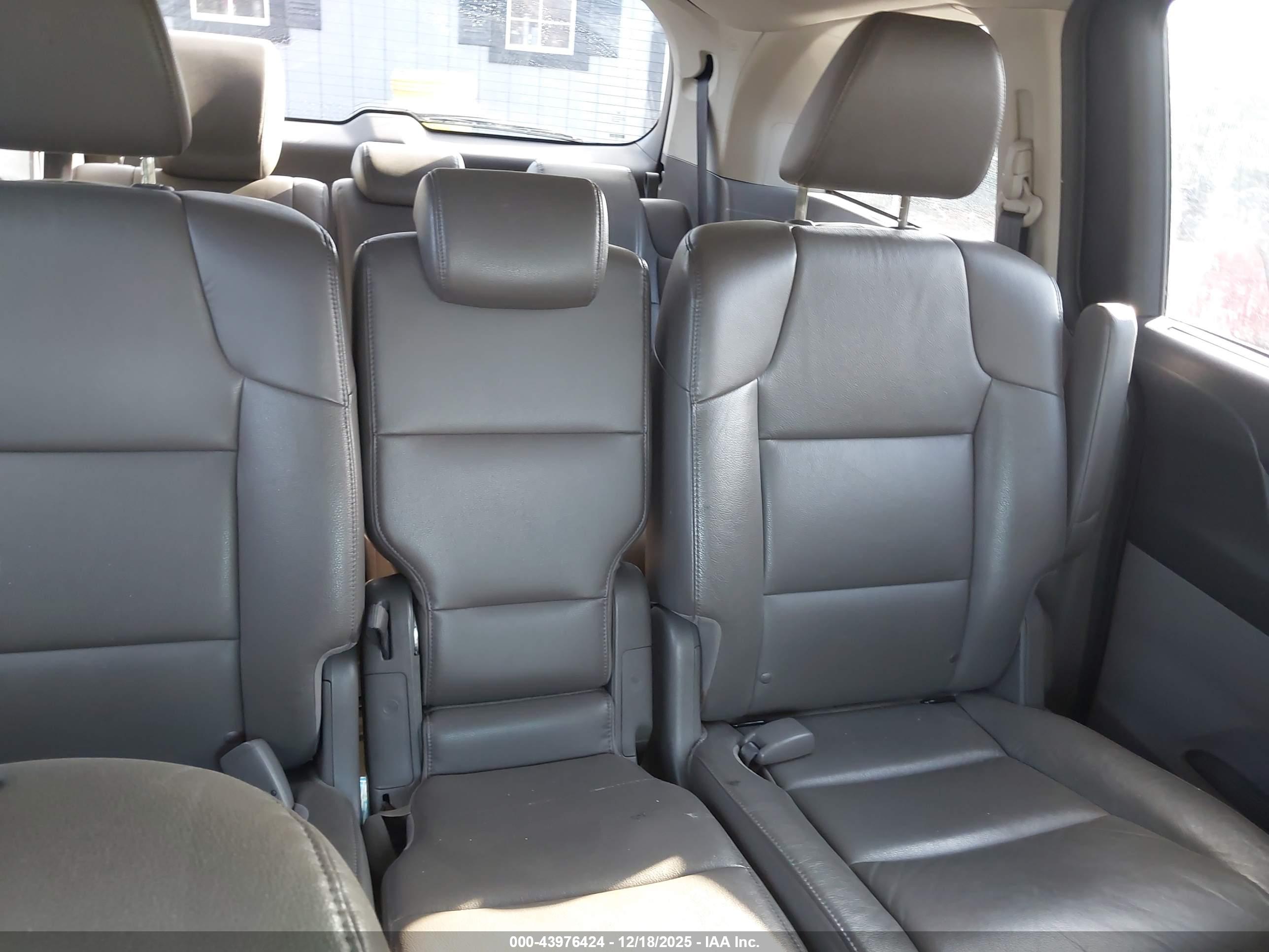 HONDA ODYSSEY image 8