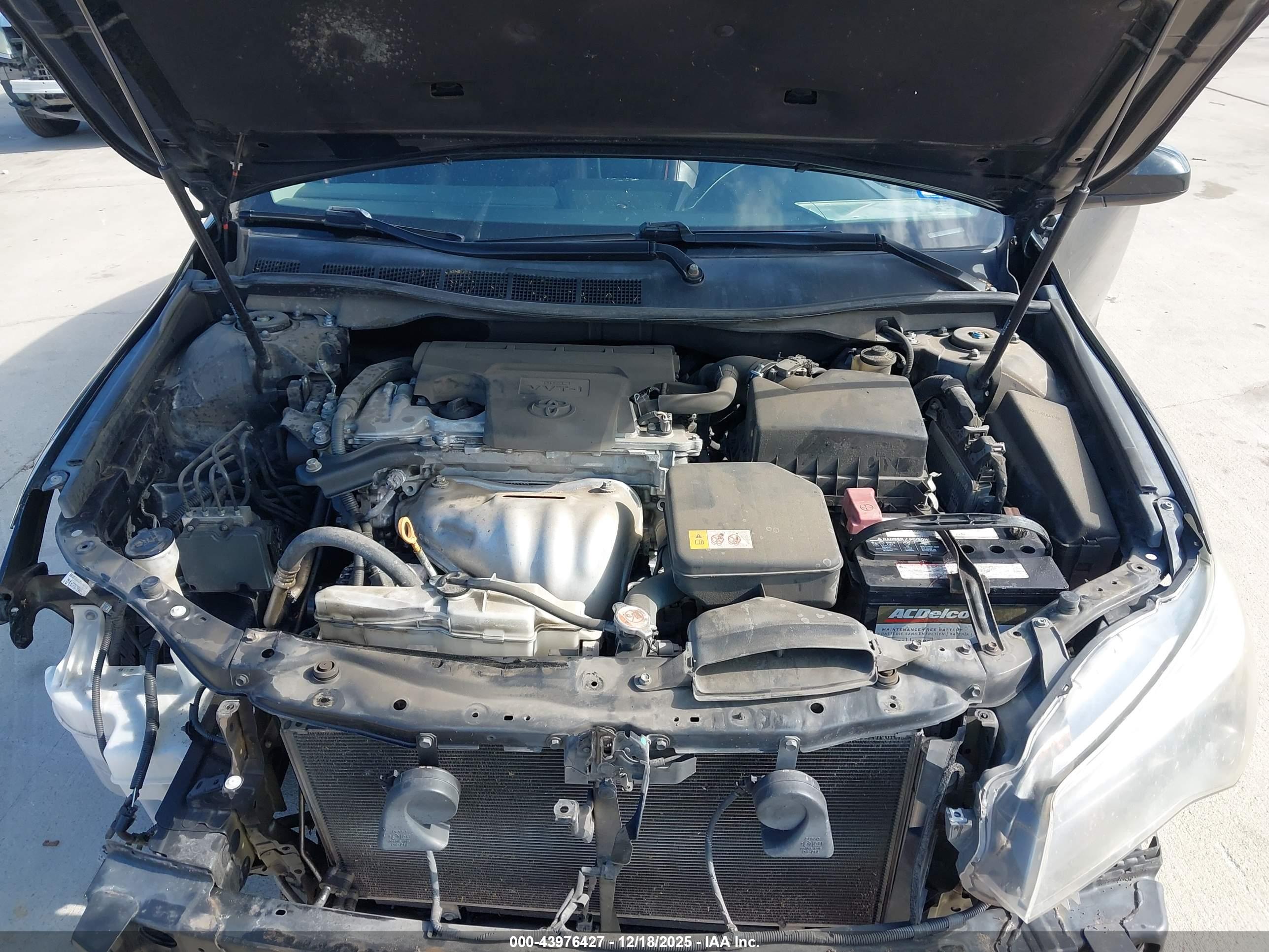 TOYOTA CAMRY image 10