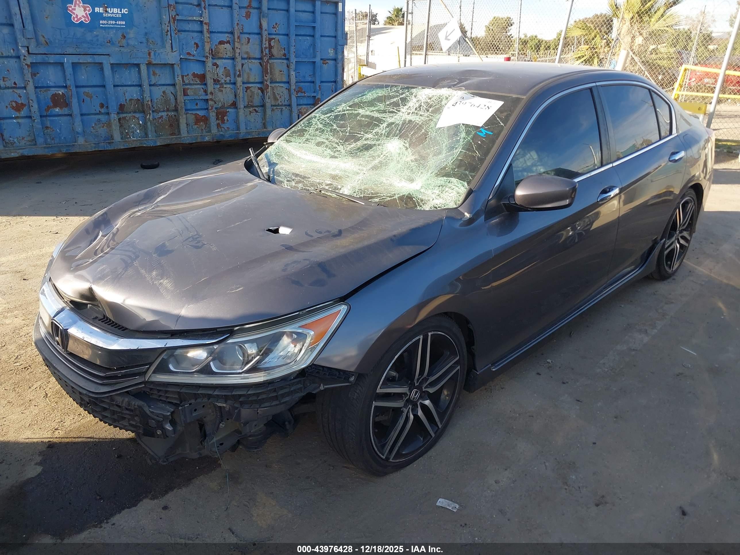 HONDA ACCORD image 2
