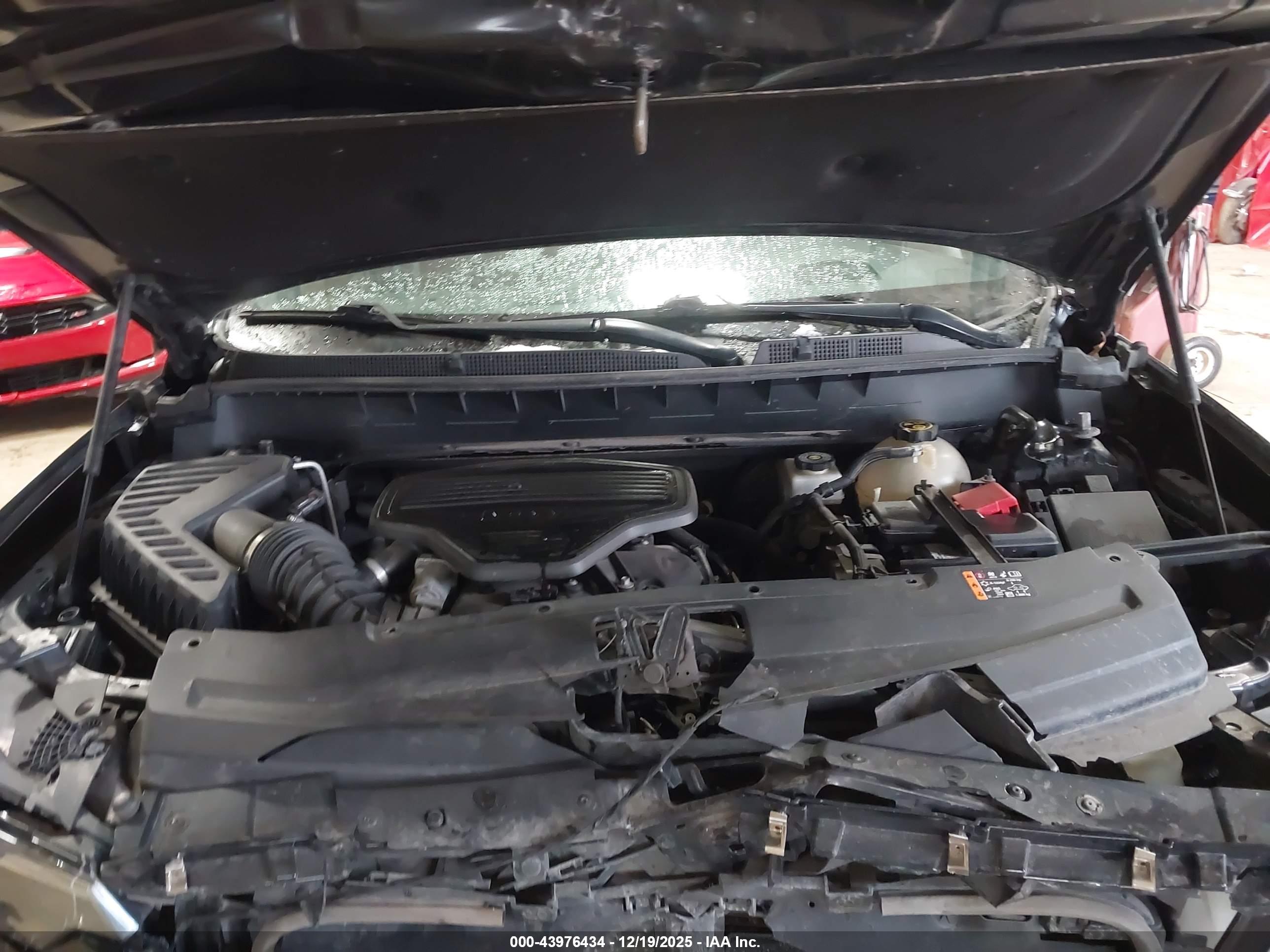 CADILLAC XT6 image 10