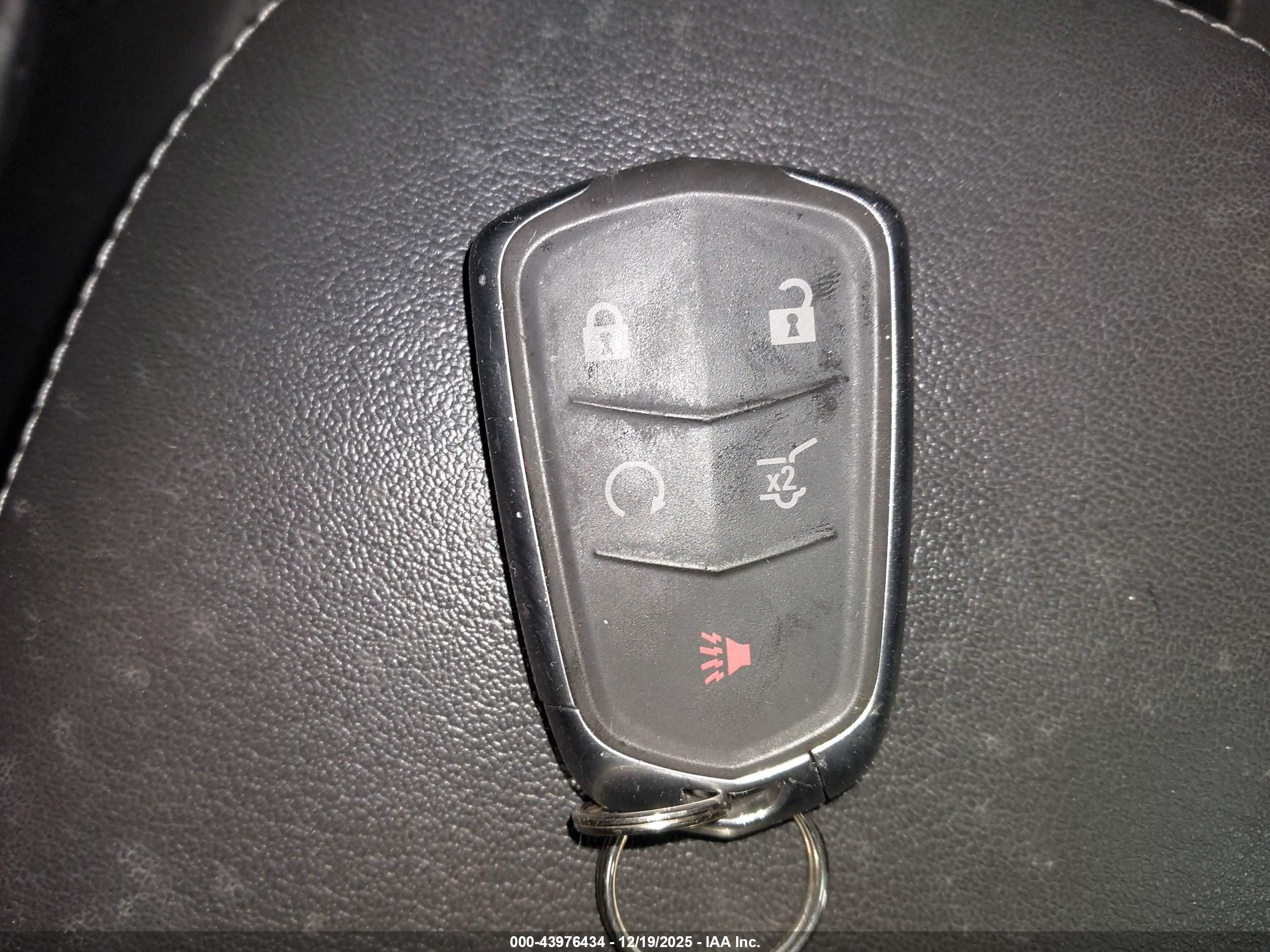 CADILLAC XT6 image 11