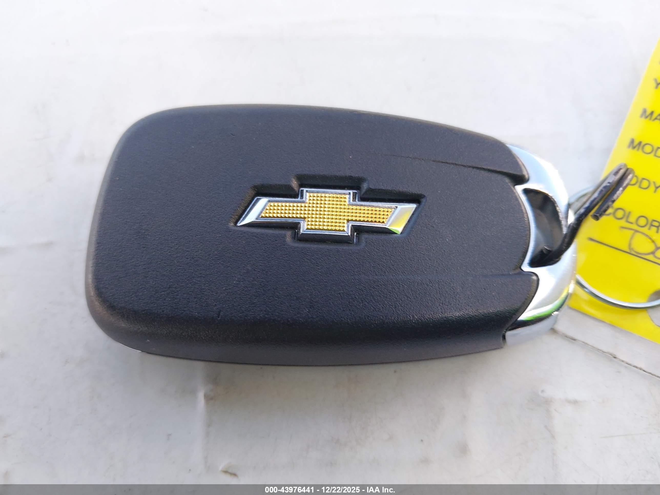 CHEVROLET BLAZER image 11