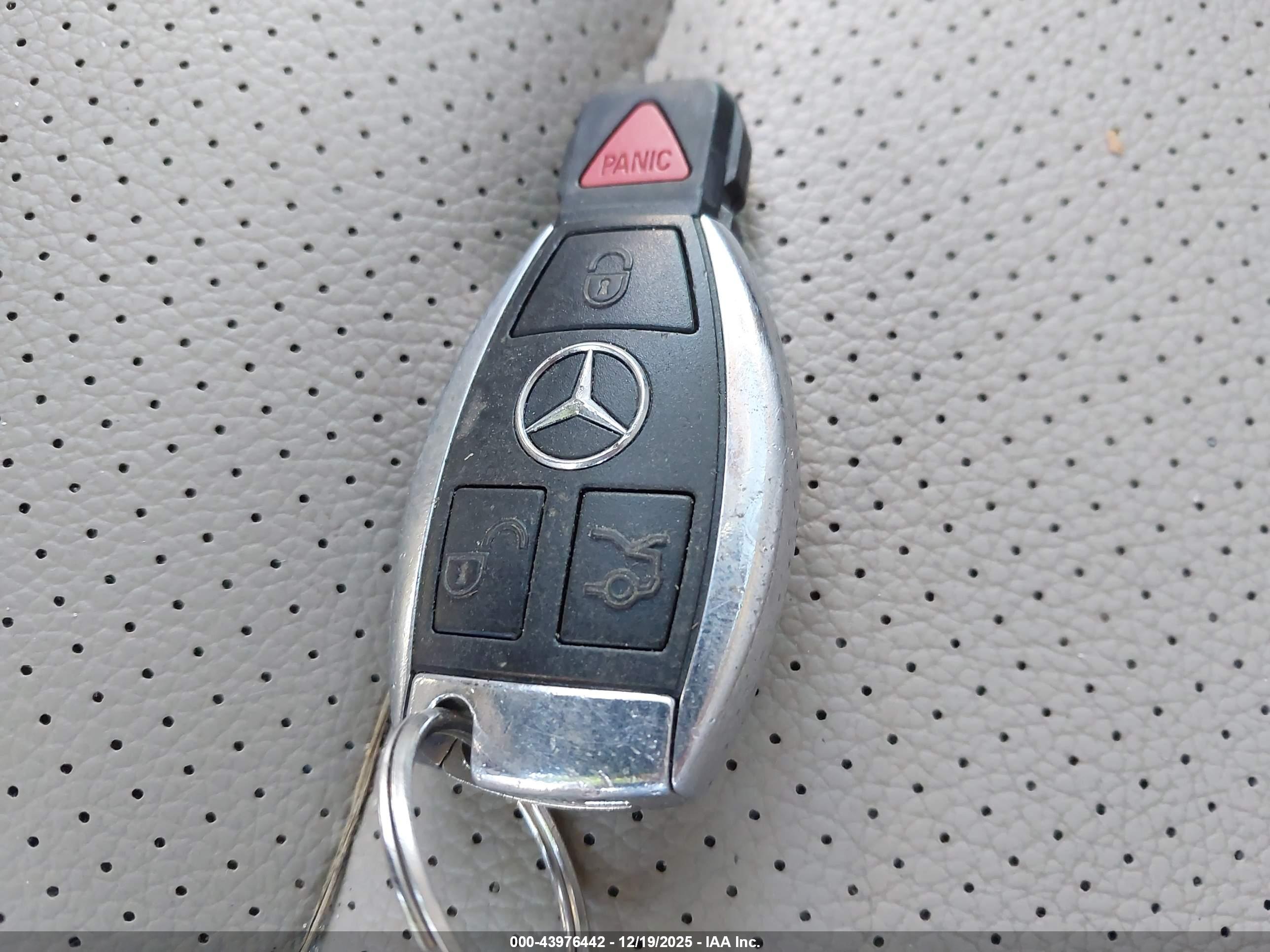 MERCEDES-BENZ C image 11