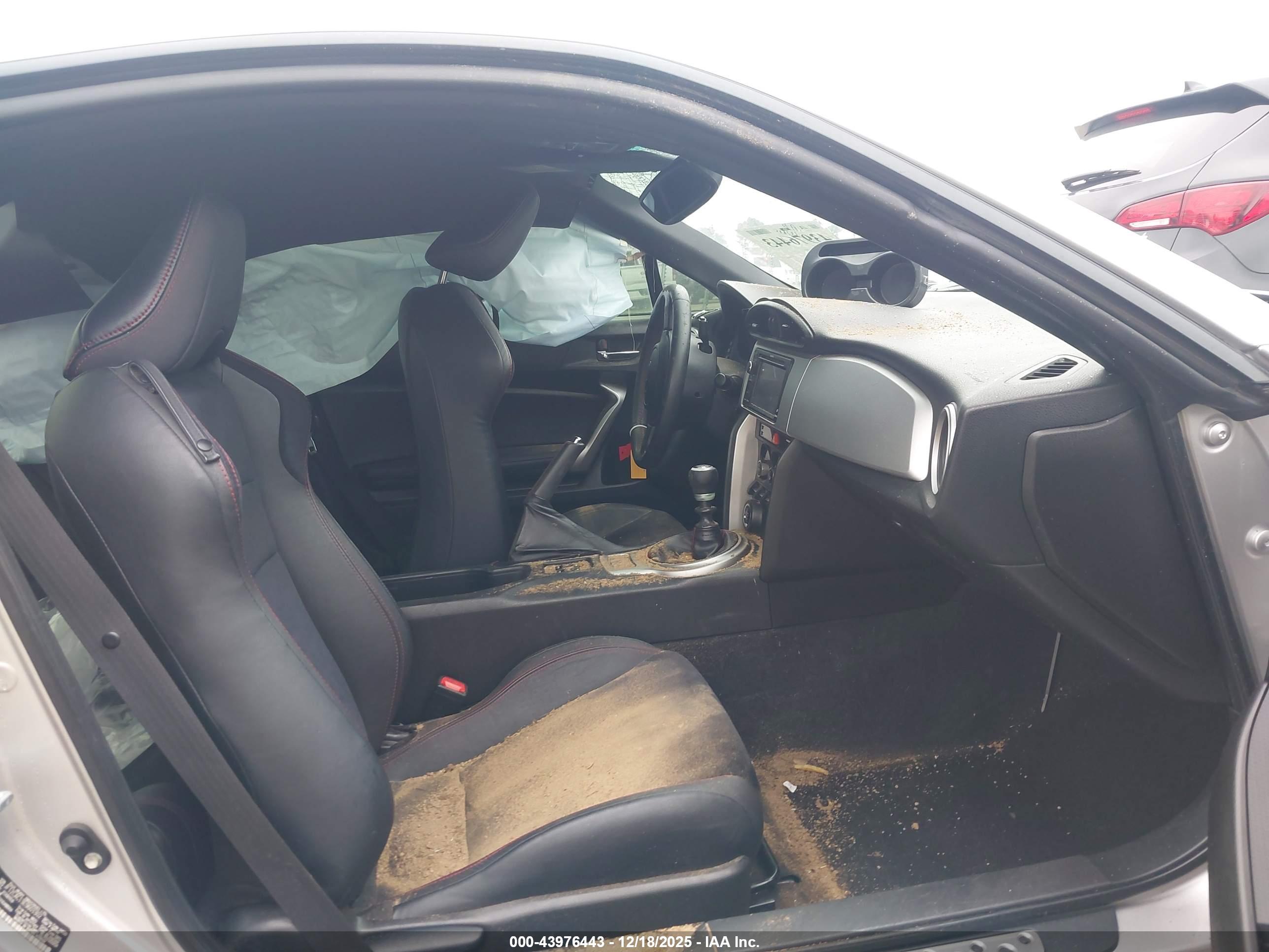 SUBARU BRZ image 5