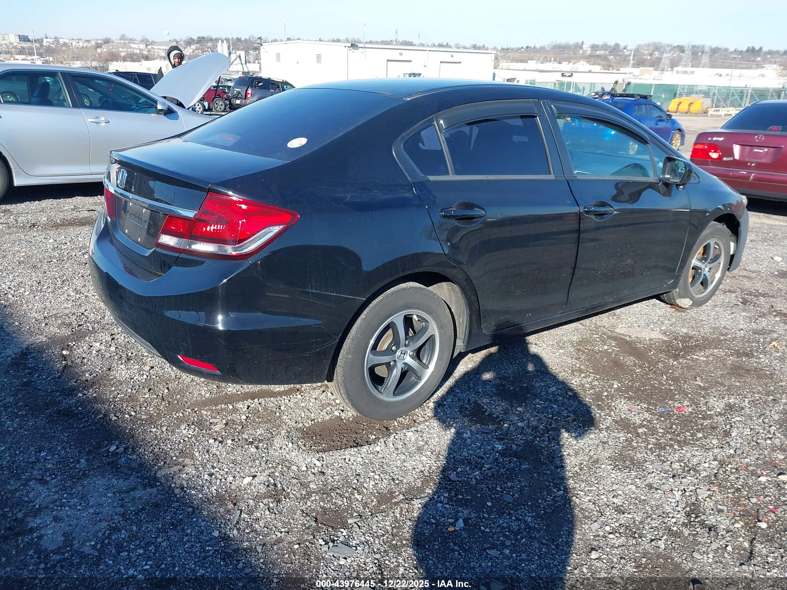 HONDA CIVIC image 4