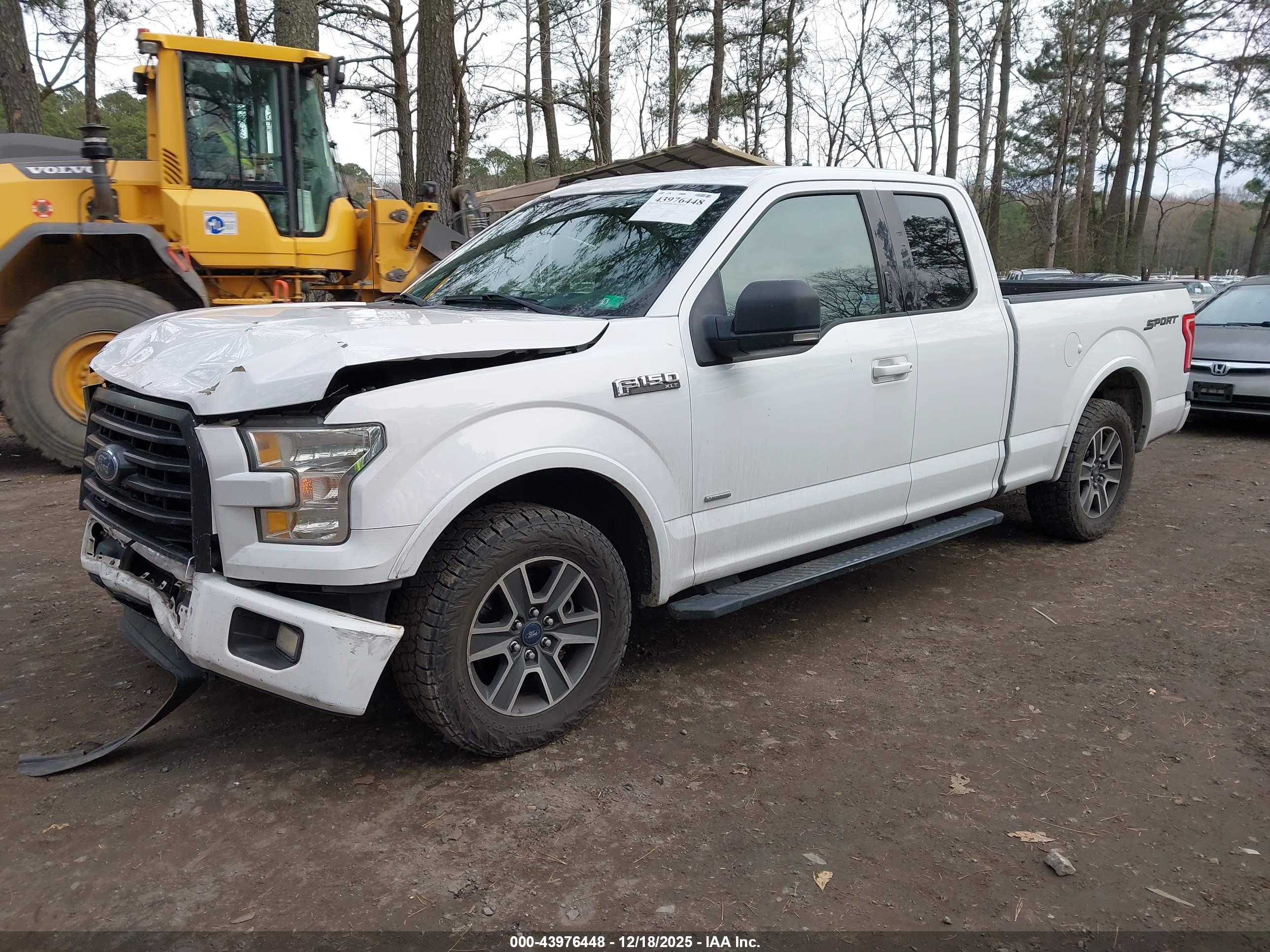 FORD F-150 image 2