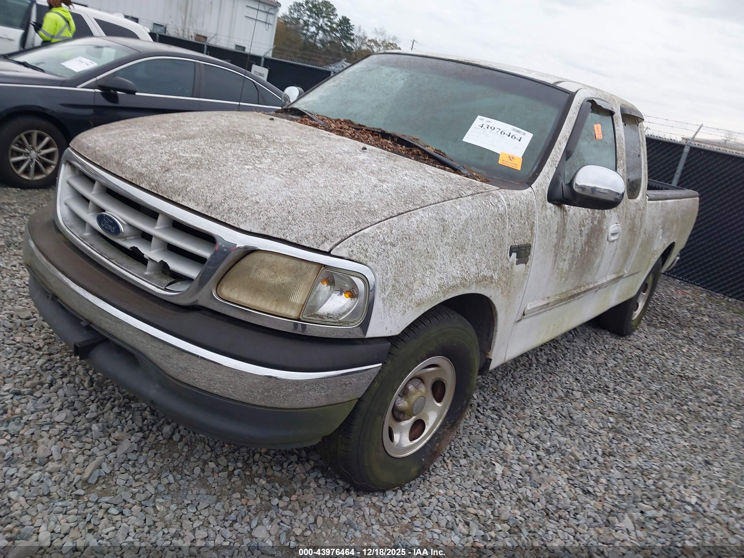FORD F-150 image 2