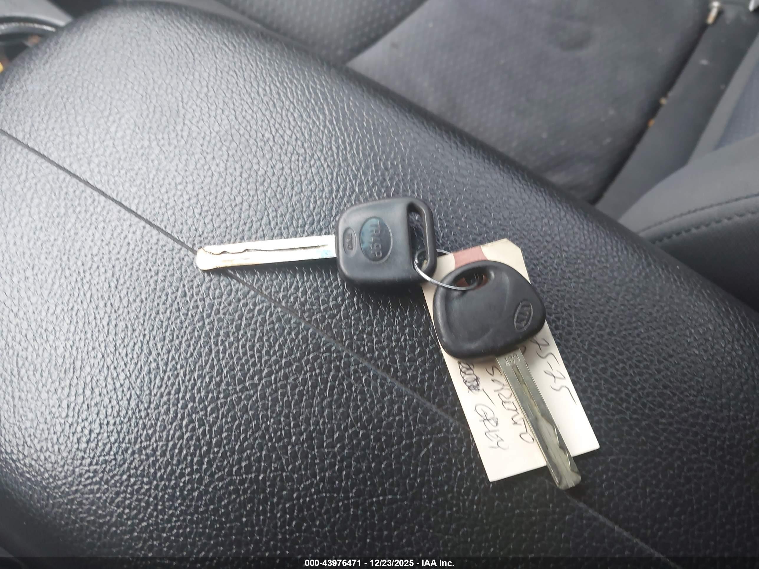 KIA SORENTO image 11