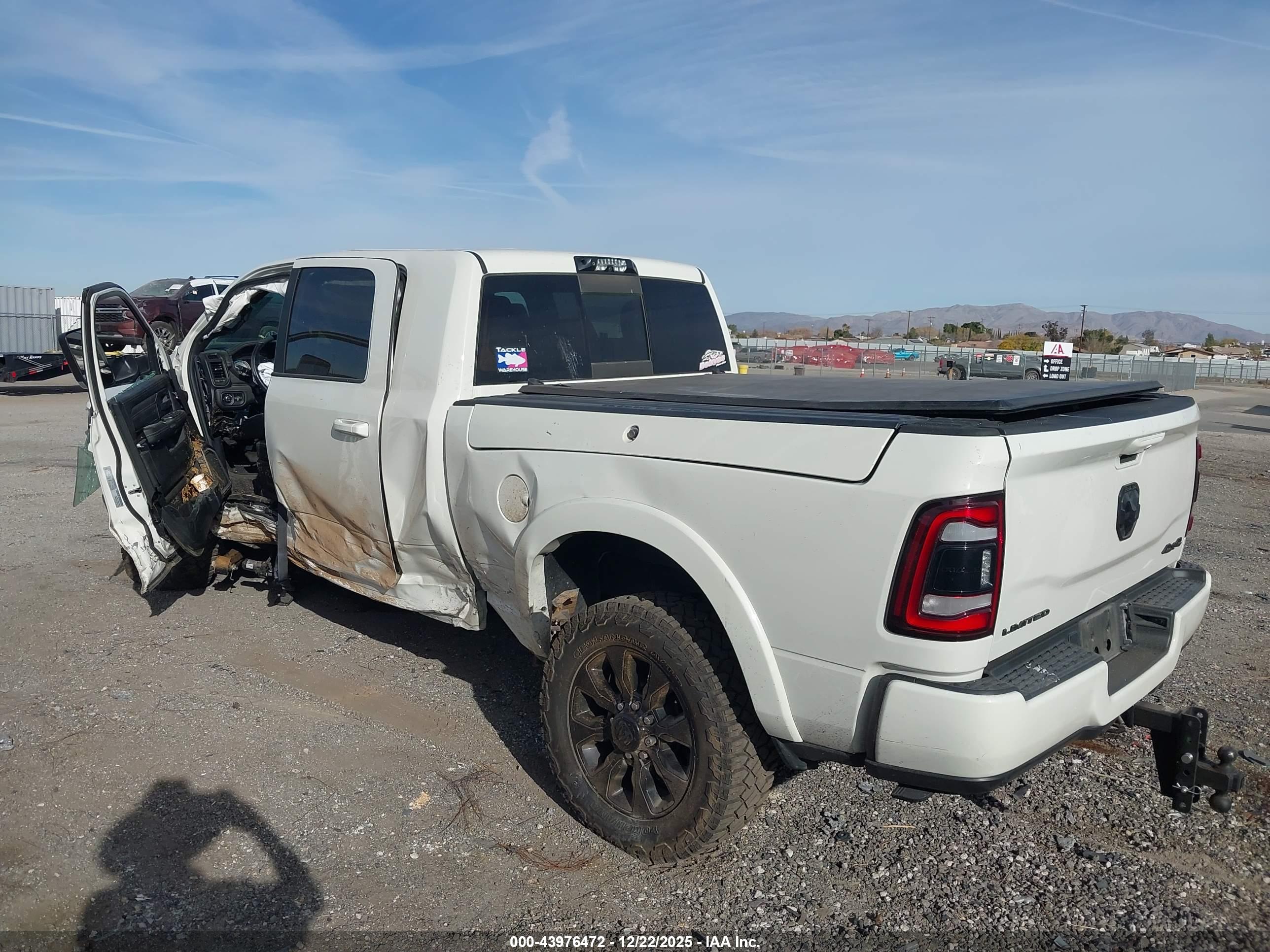 RAM 2500 image 3