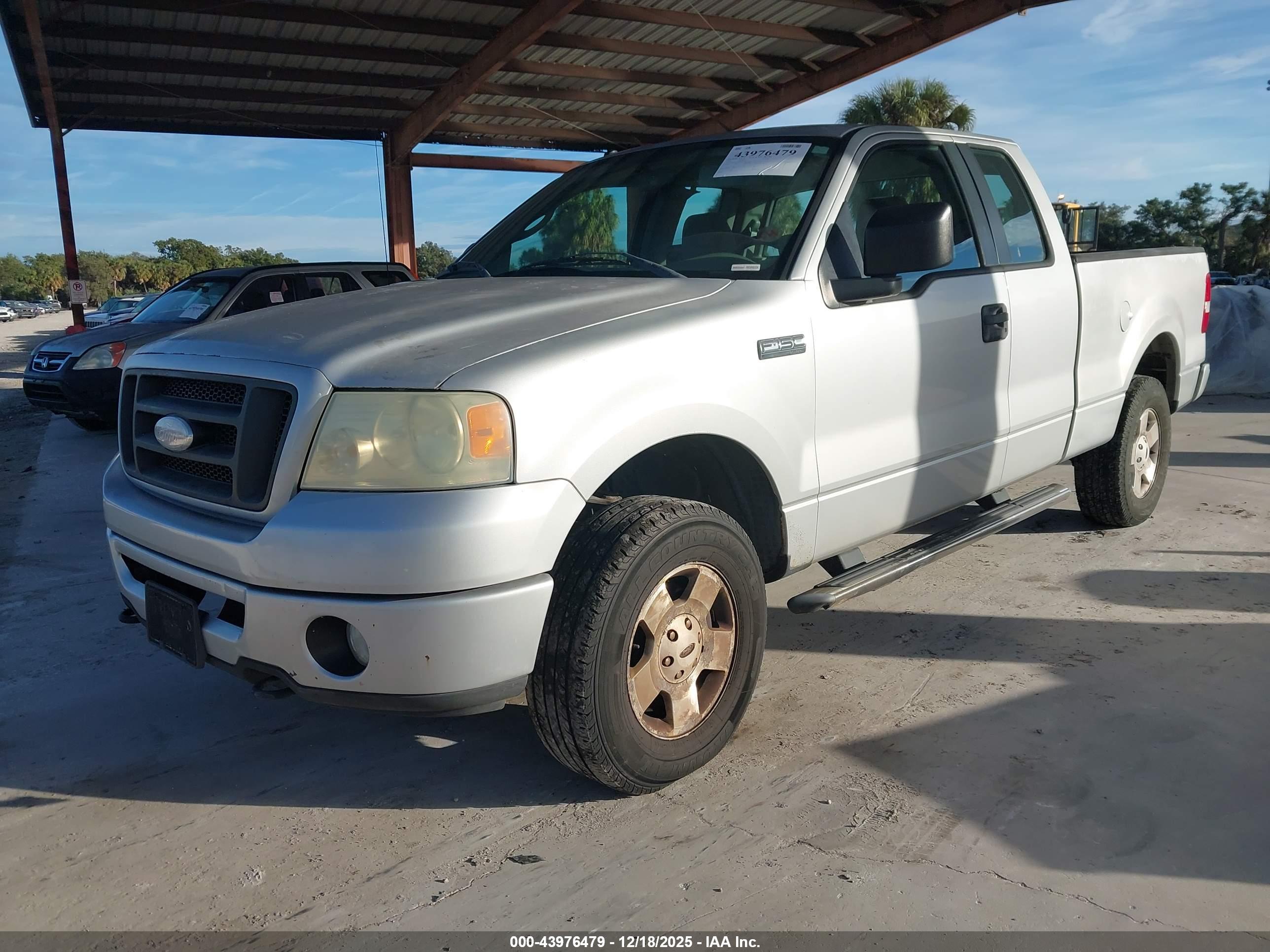 FORD F-150 image 2