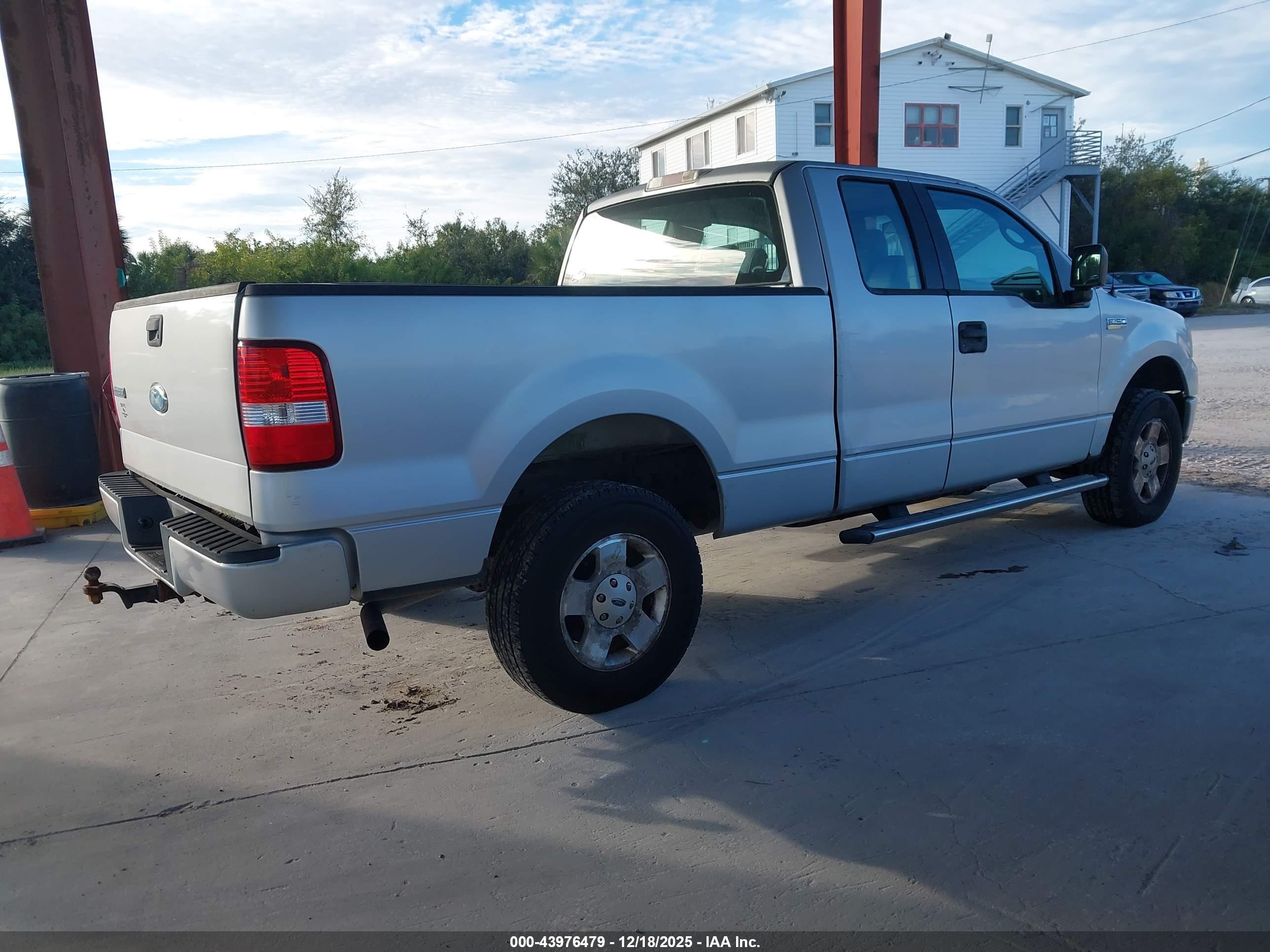 FORD F-150 image 4