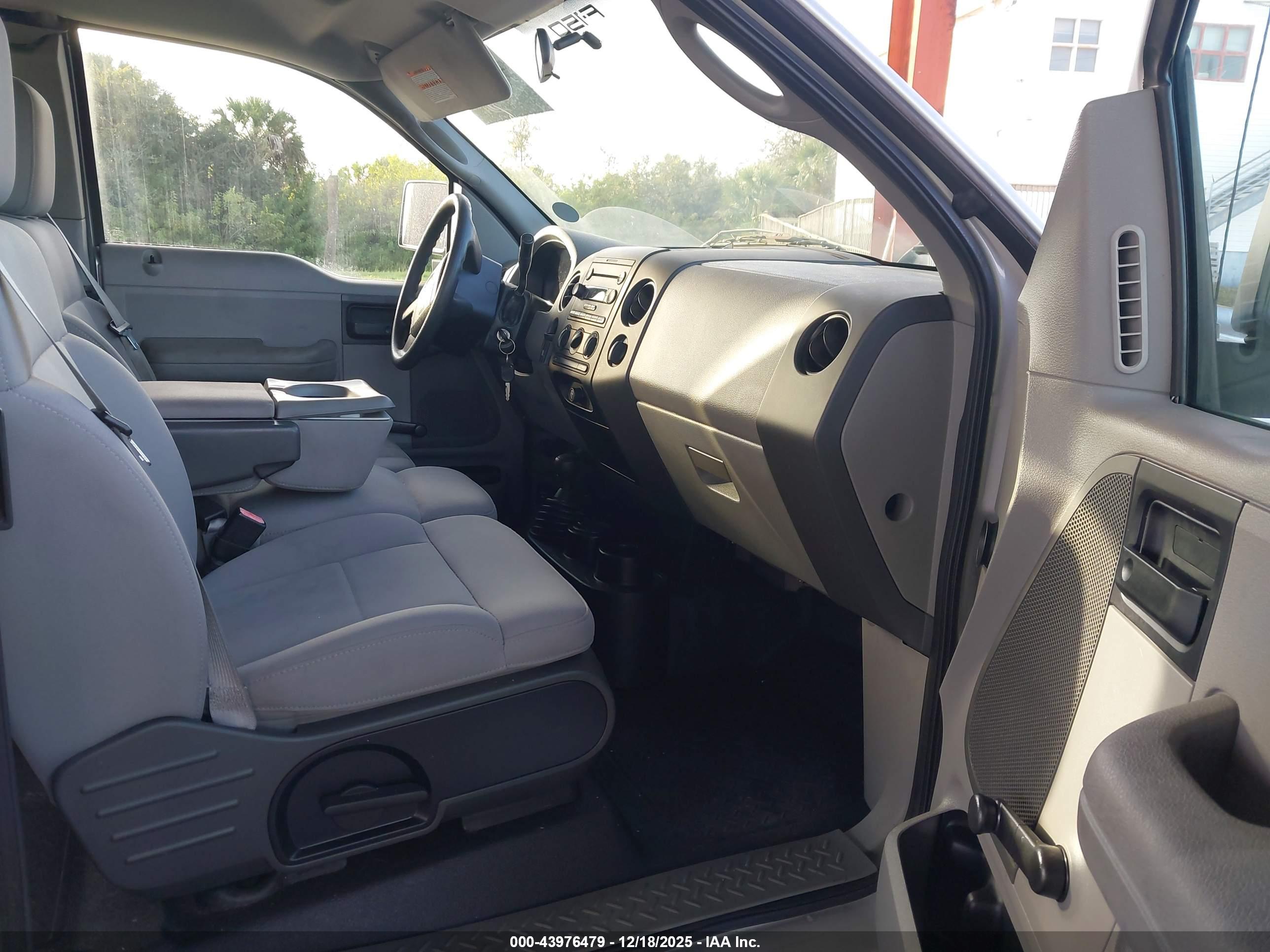 FORD F-150 image 5