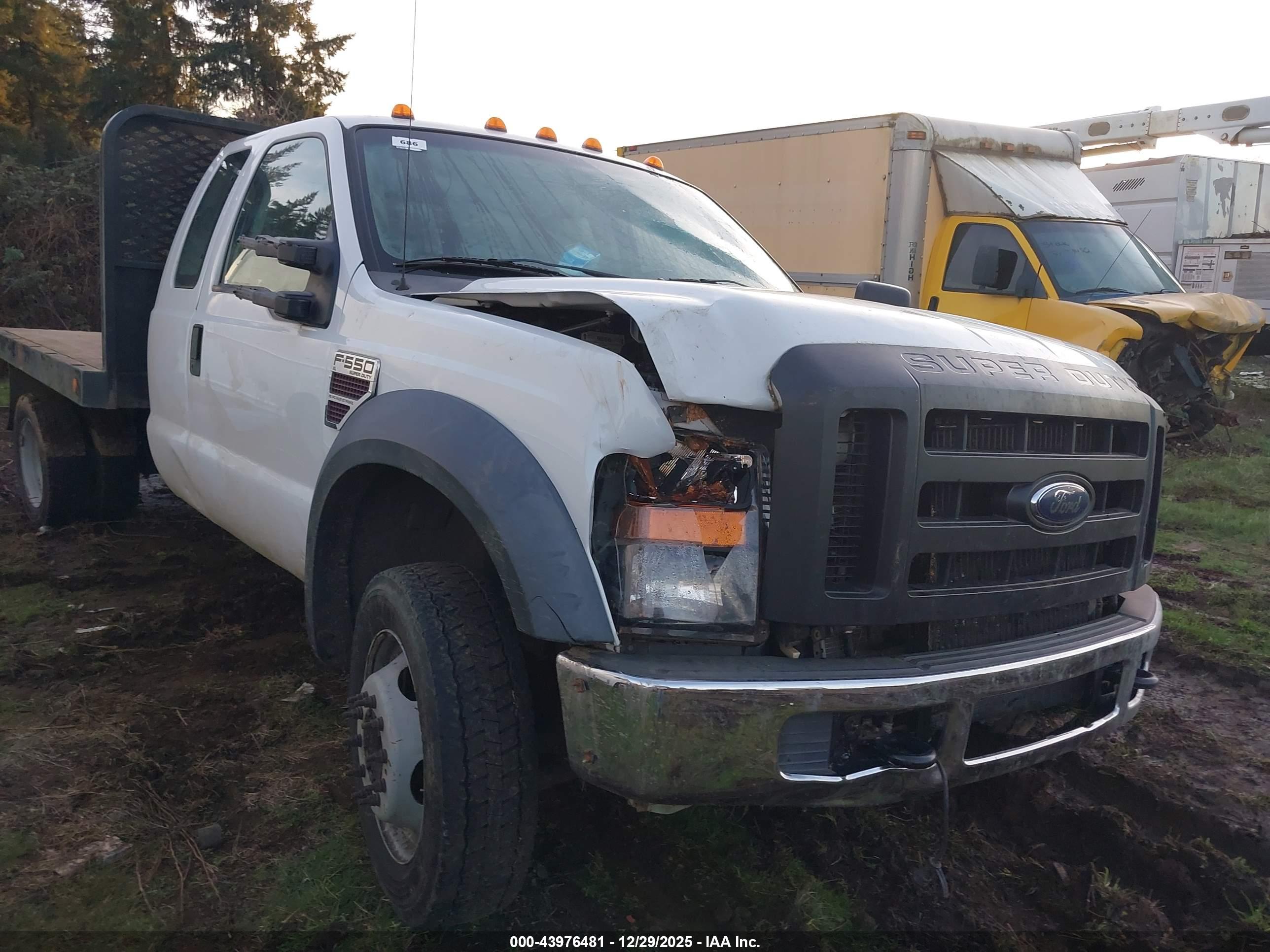 FORD F-550 image 6