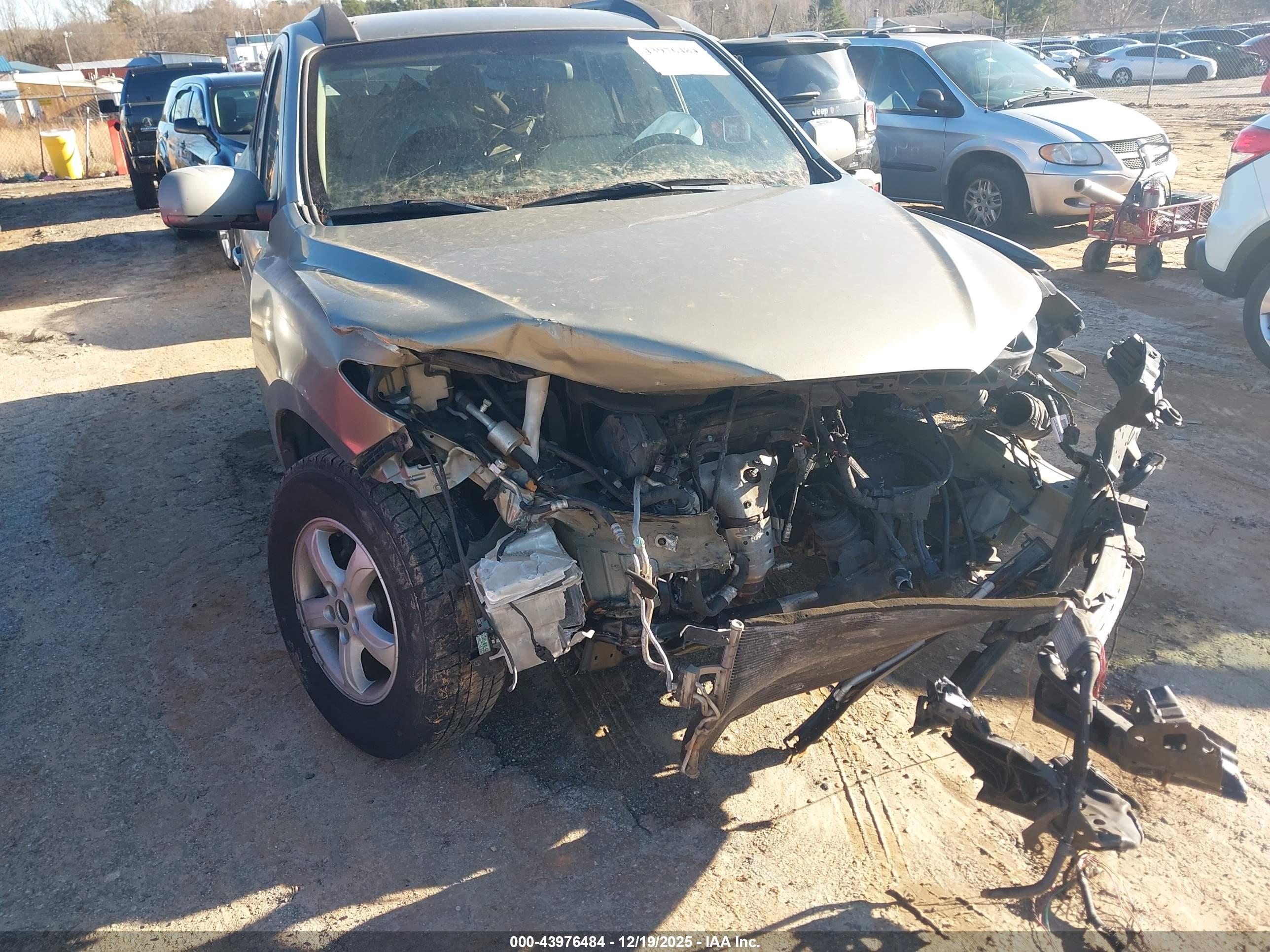 HYUNDAI SANTA image 6