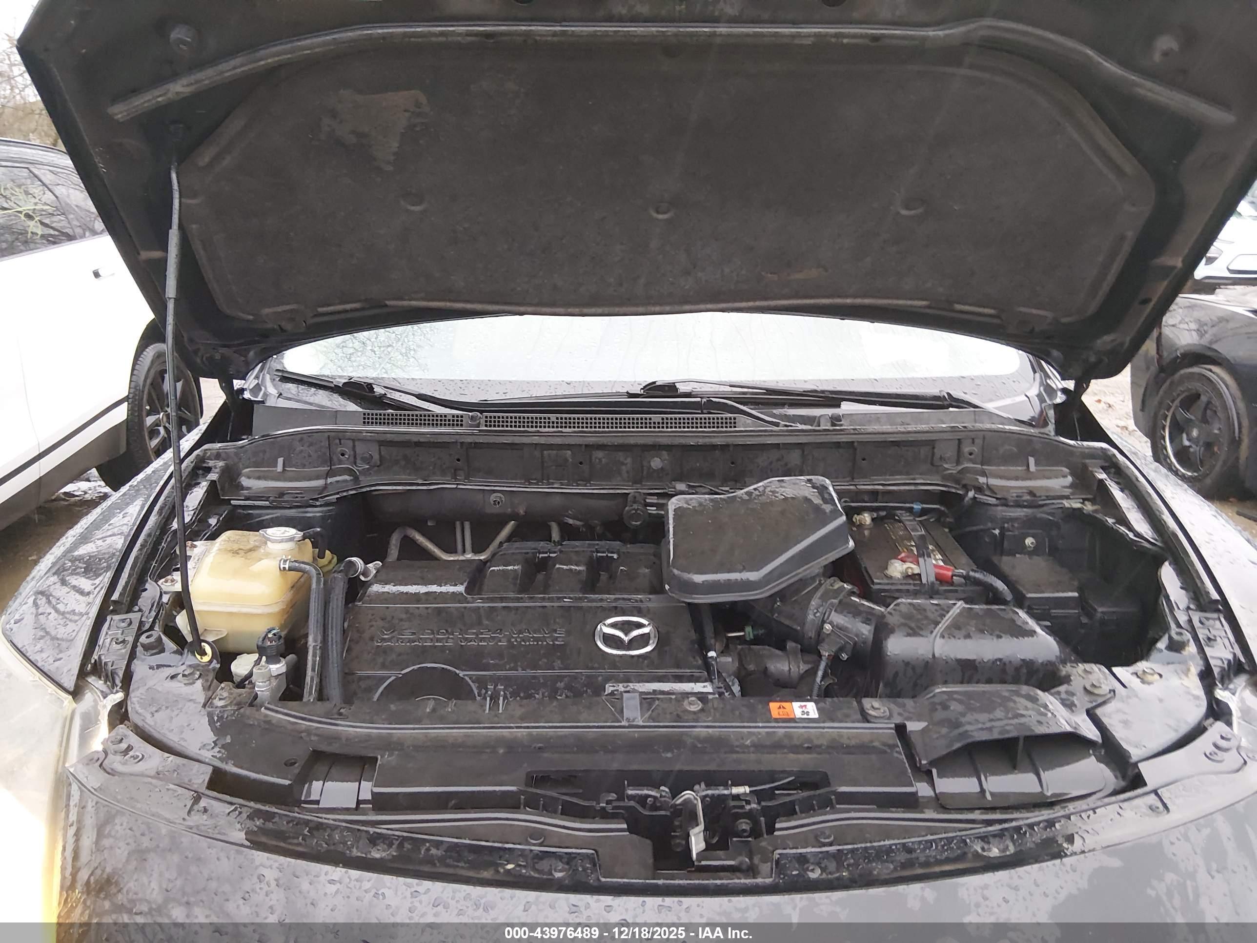 MAZDA CX-9 image 10
