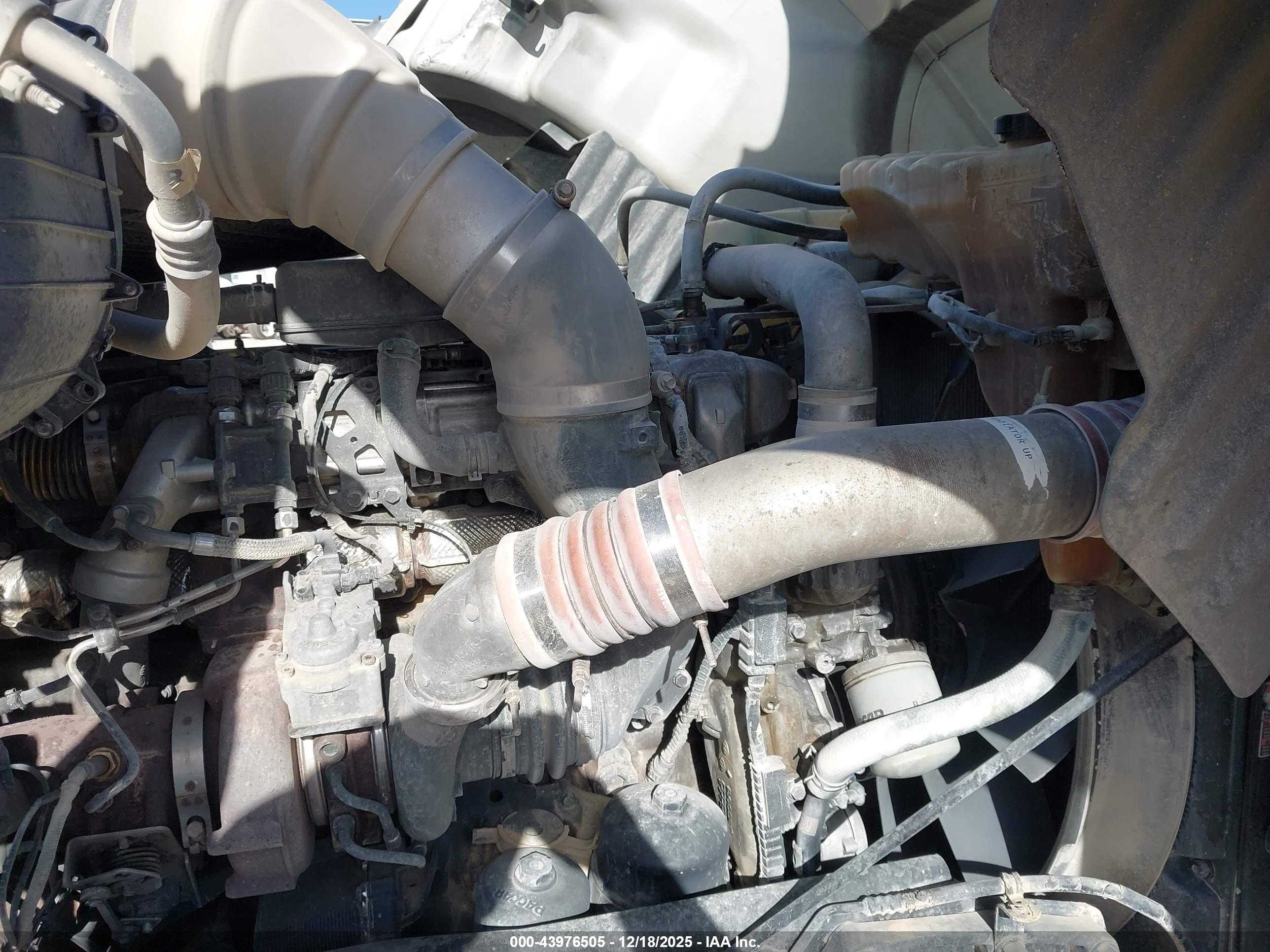 KENWORTH T680 image 10