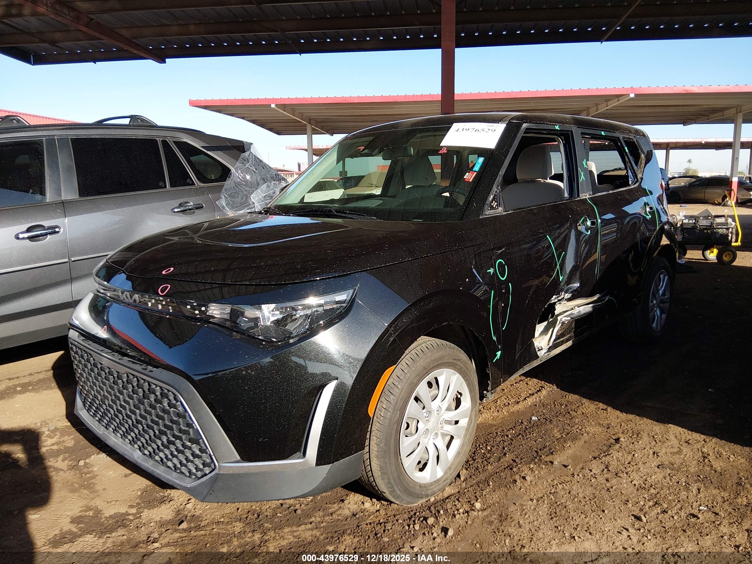 KIA SOUL image 2