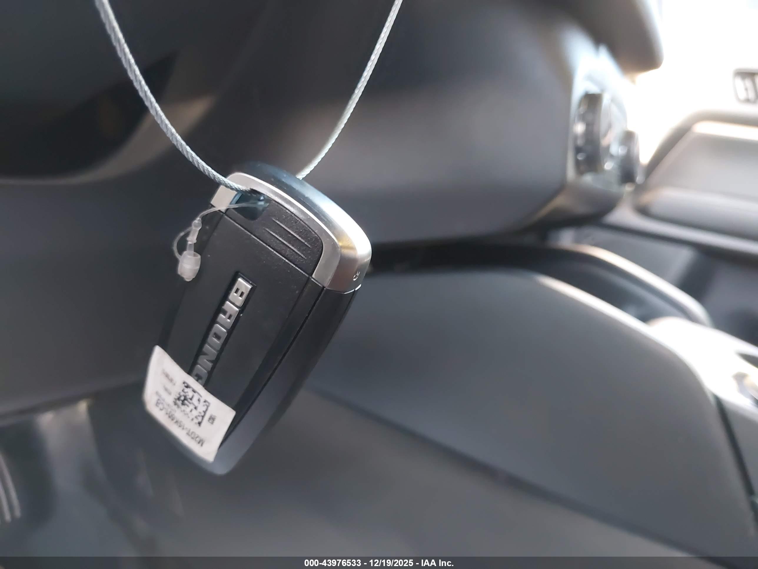FORD BRONCO image 11