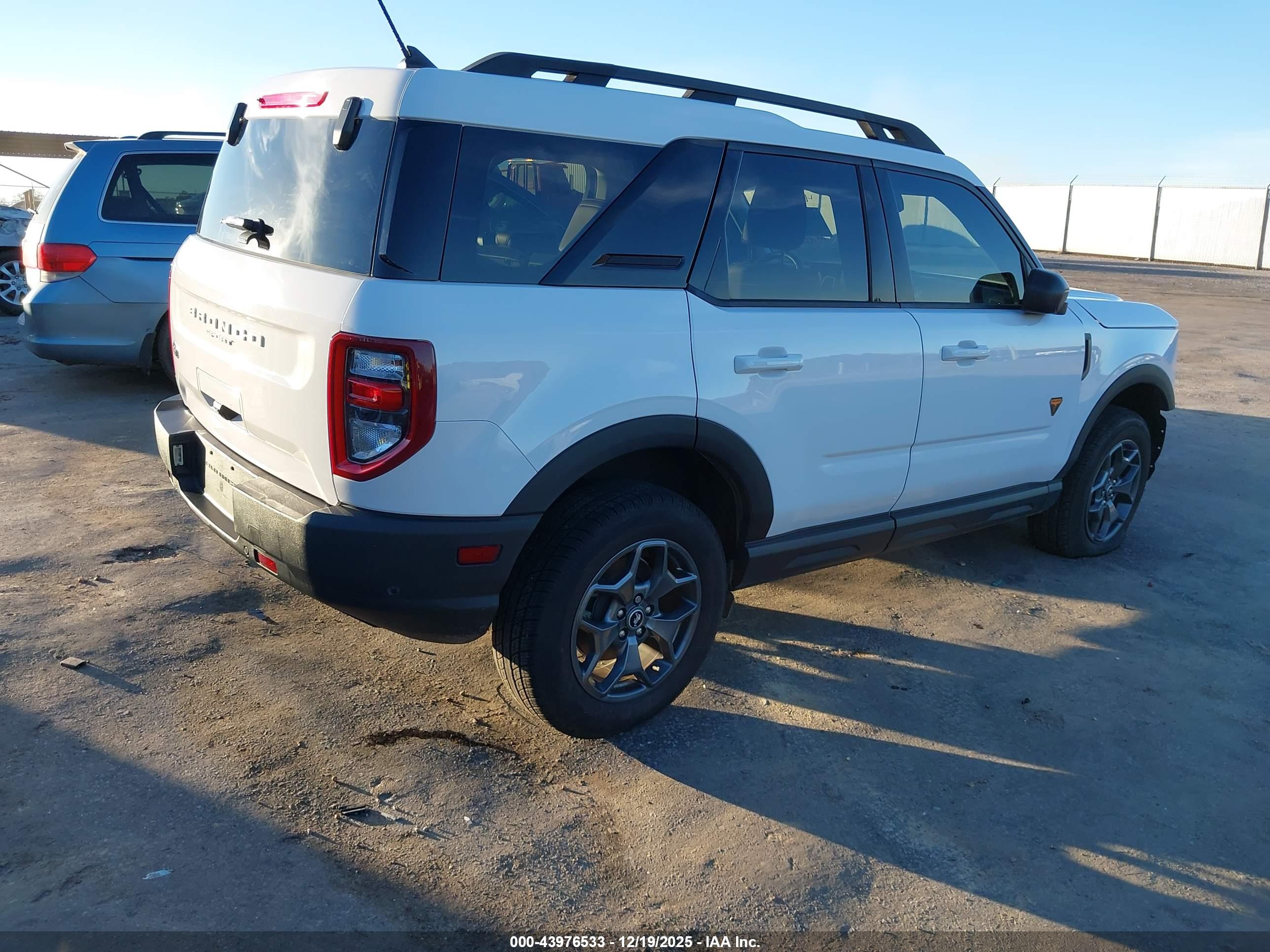 FORD BRONCO image 4