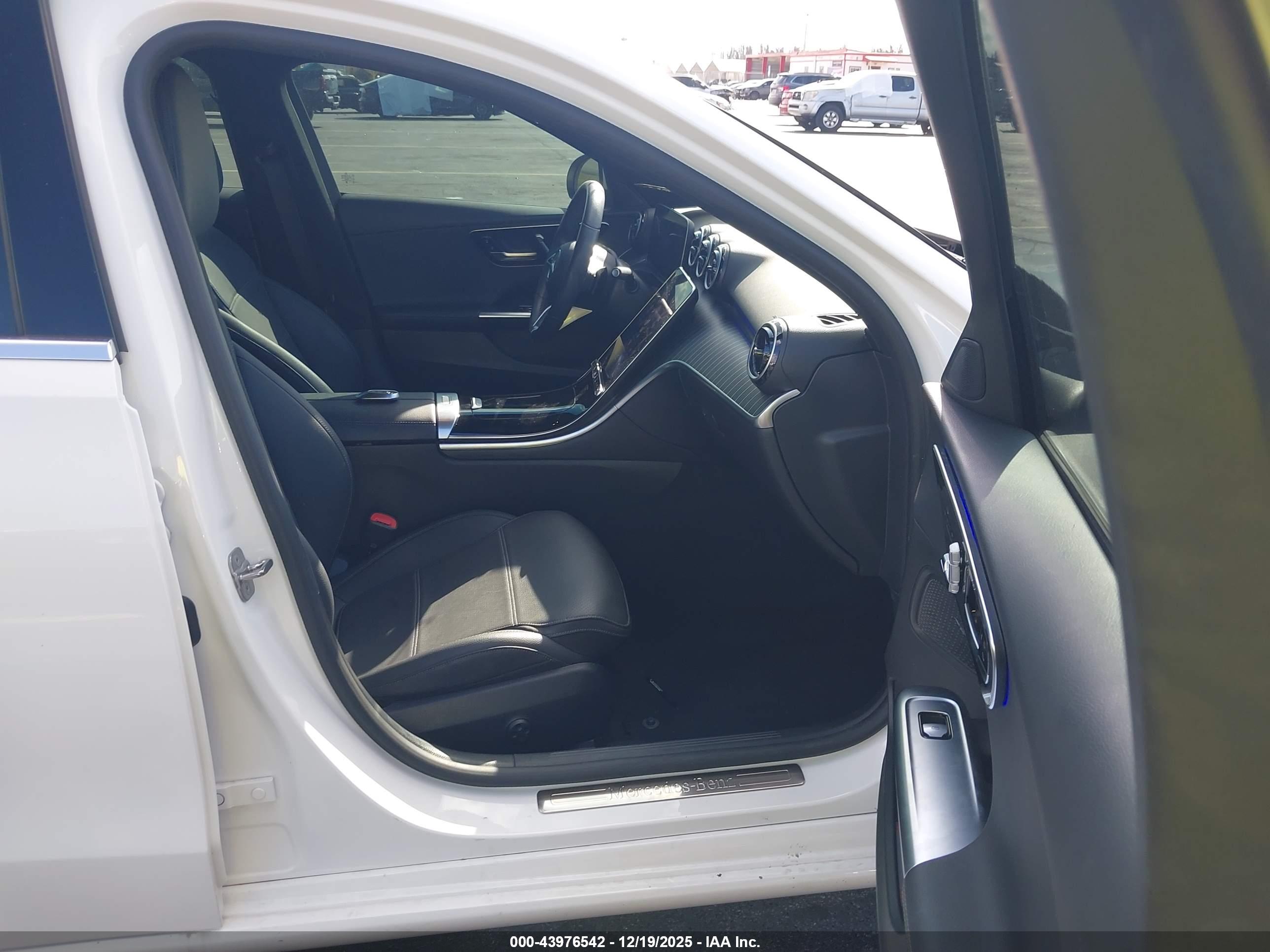 MERCEDES-BENZ C image 5