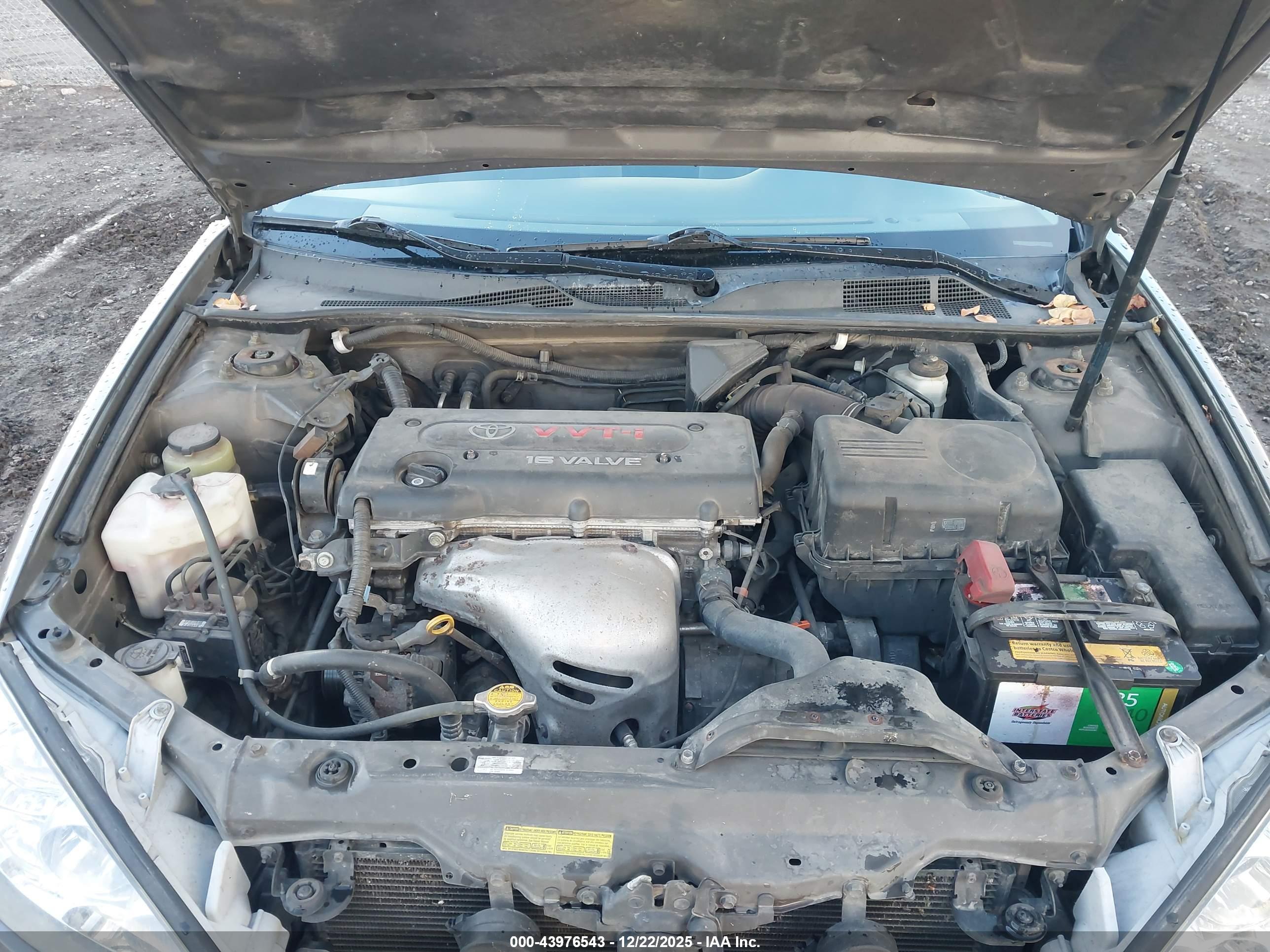 TOYOTA CAMRY image 10