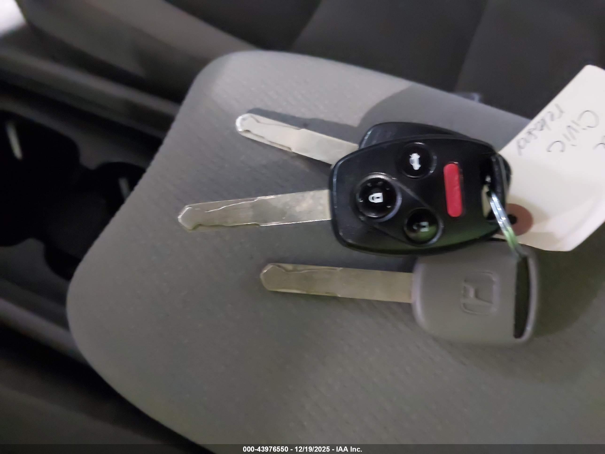 HONDA CIVIC image 11