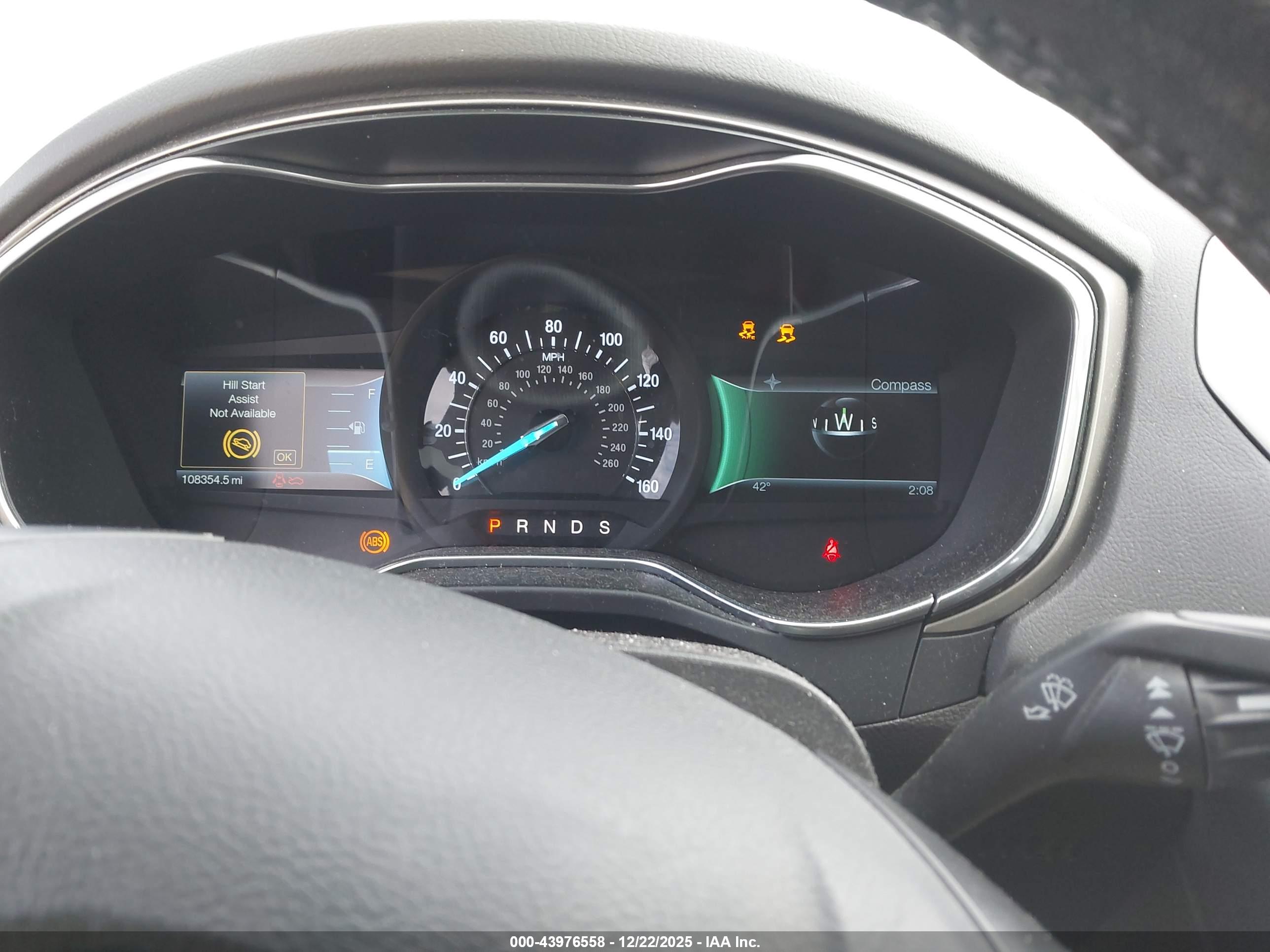 FORD FUSION image 7