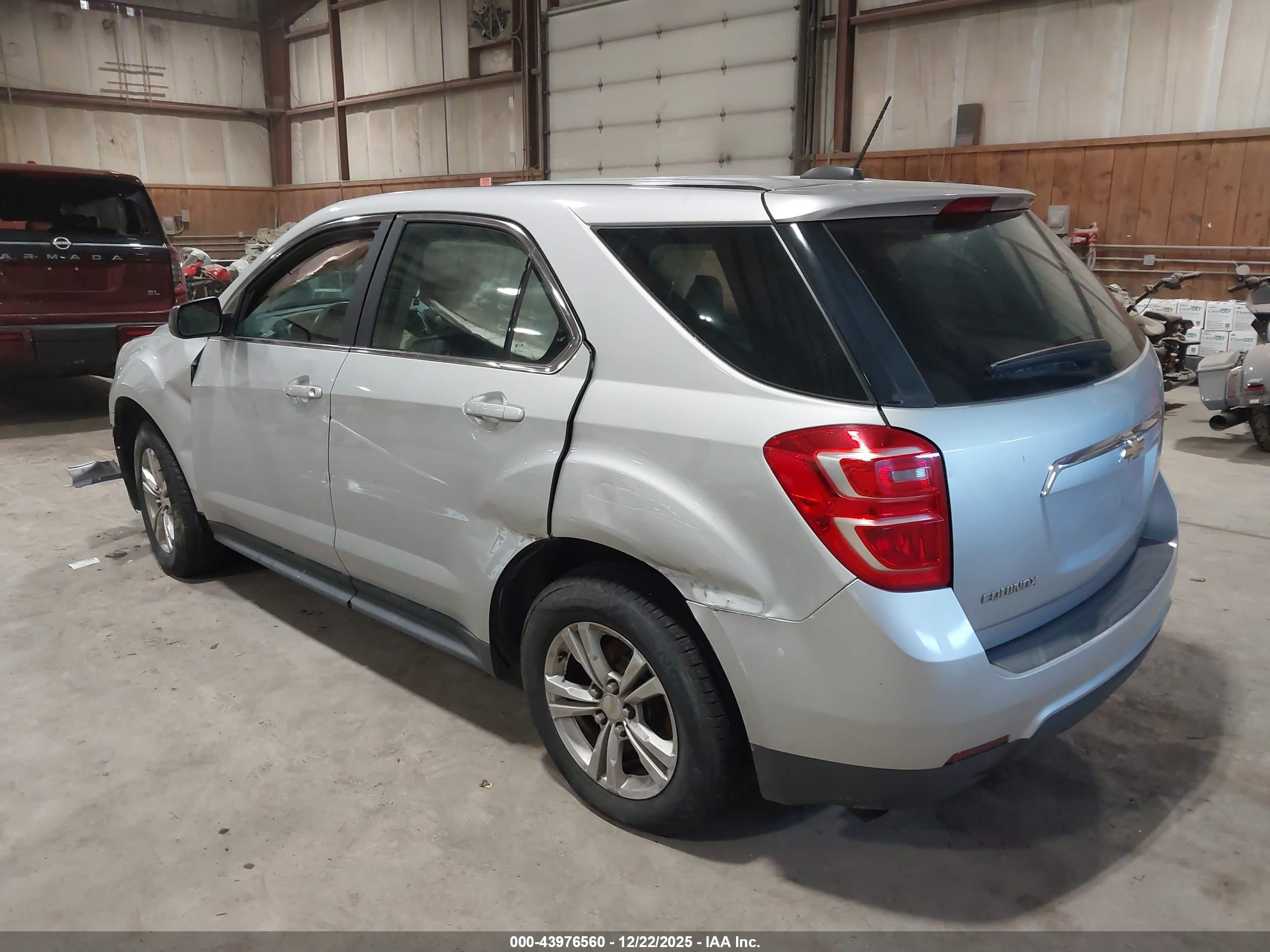 CHEVROLET EQUINOX image 3