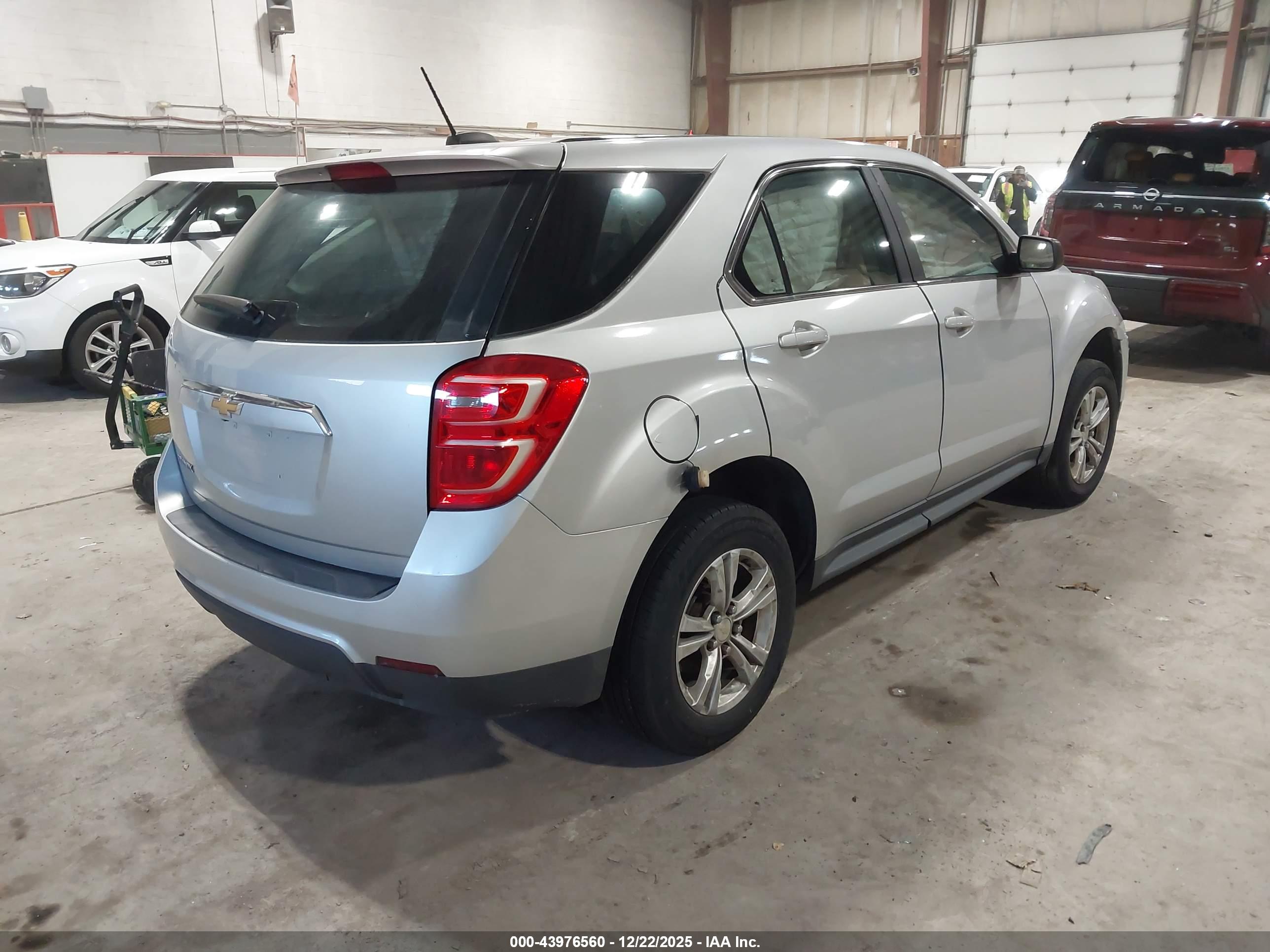 CHEVROLET EQUINOX image 4