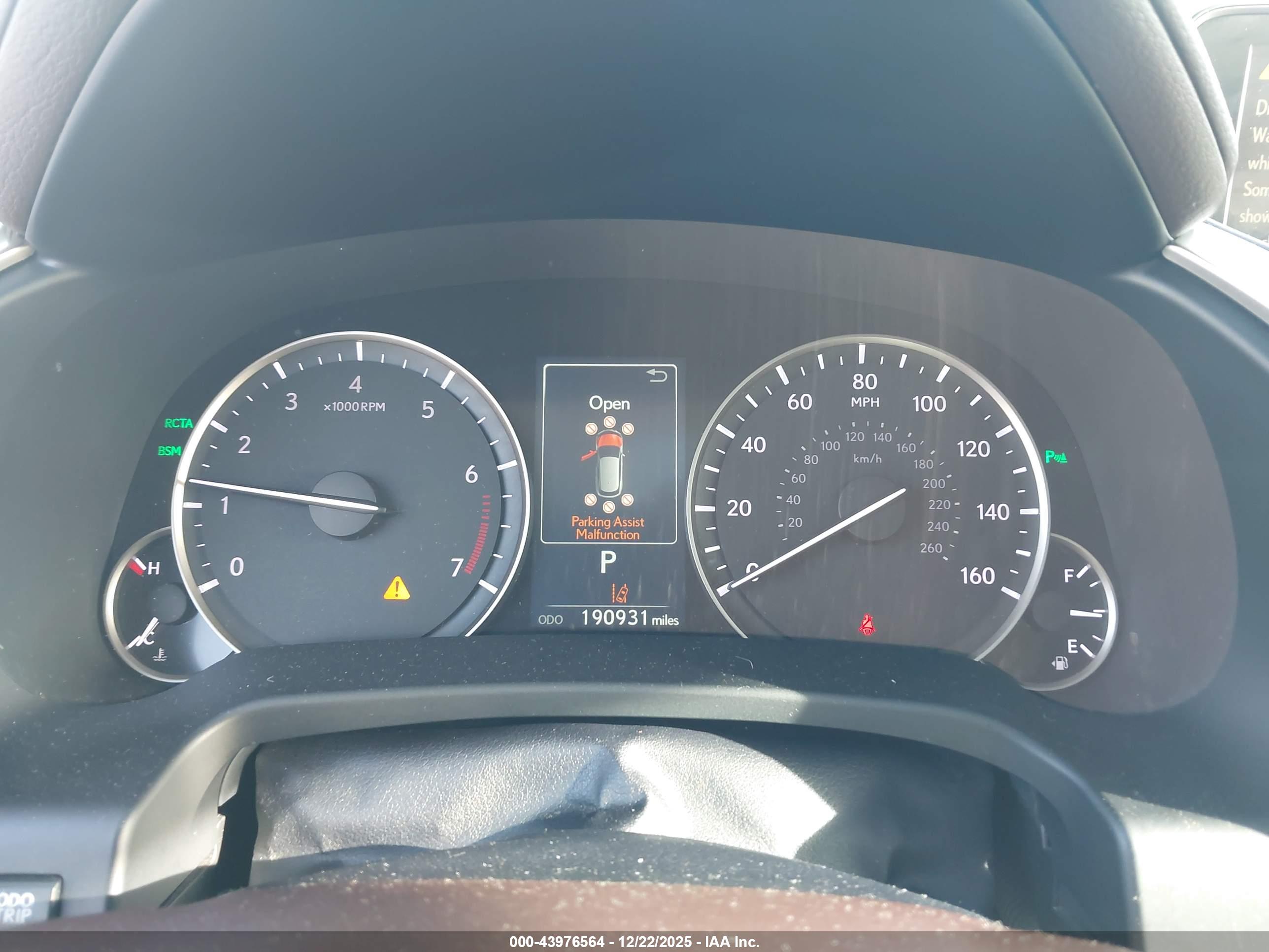 LEXUS RX image 7