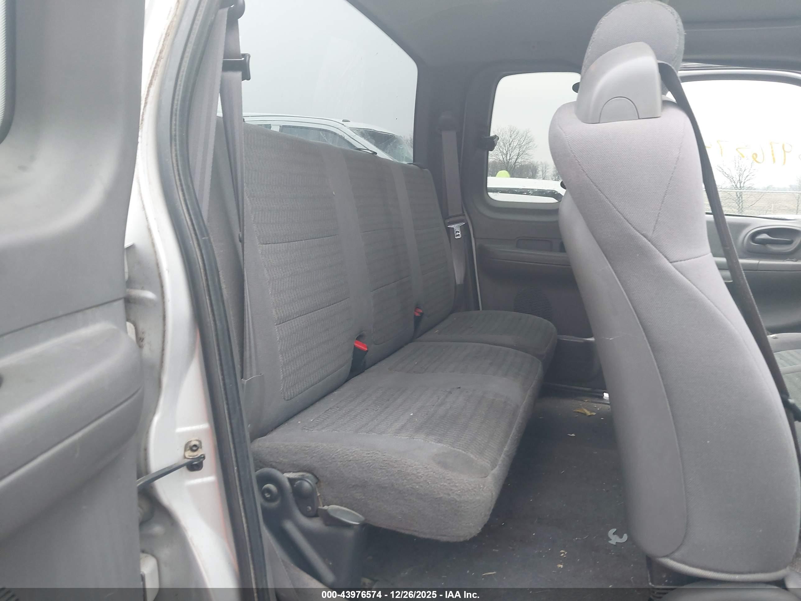 FORD F-150 image 8