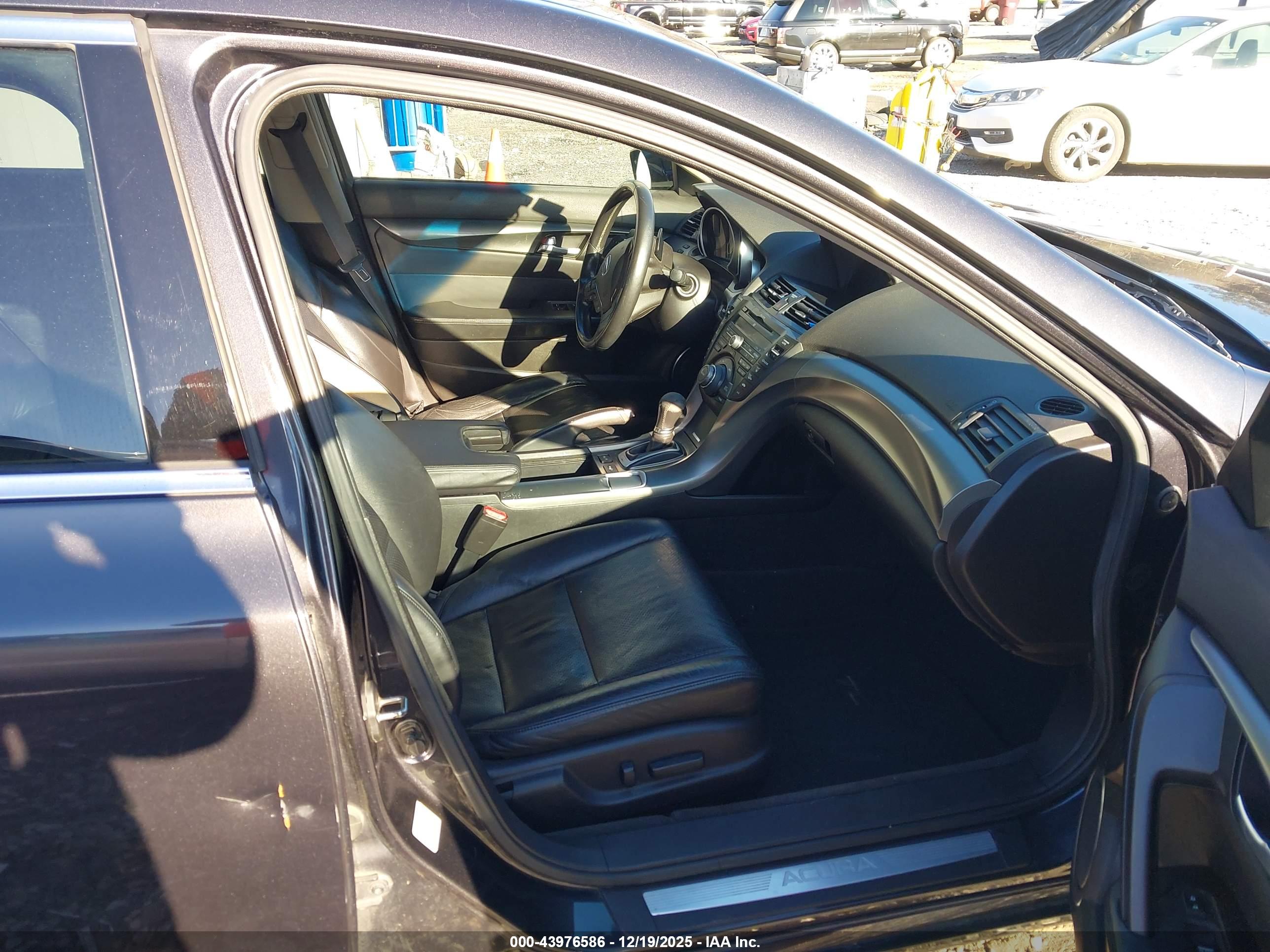 ACURA TL image 5