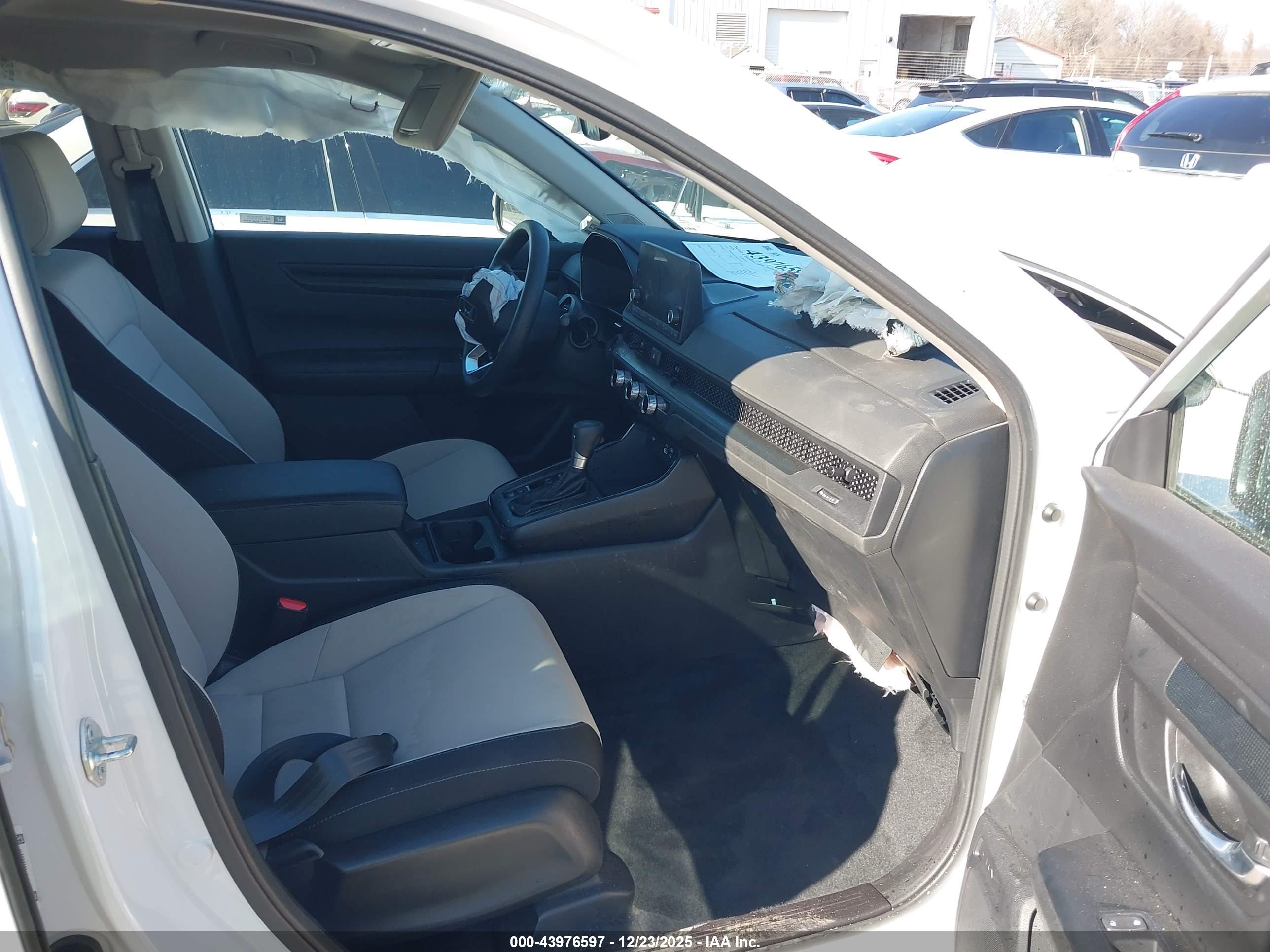 HONDA CR-V image 5