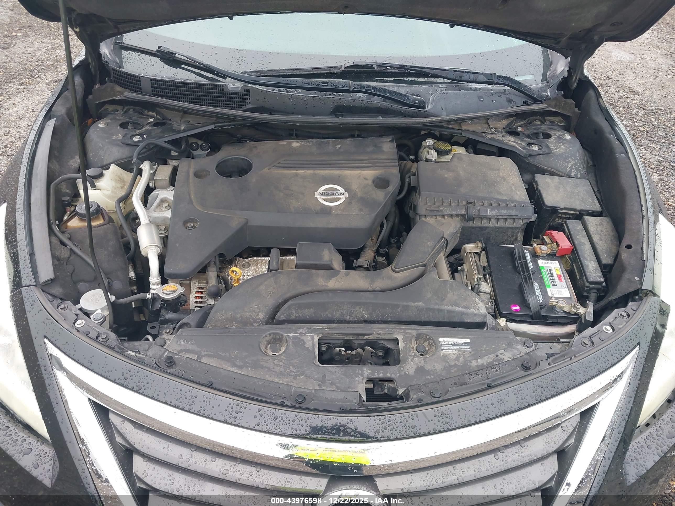 NISSAN ALTIMA image 10
