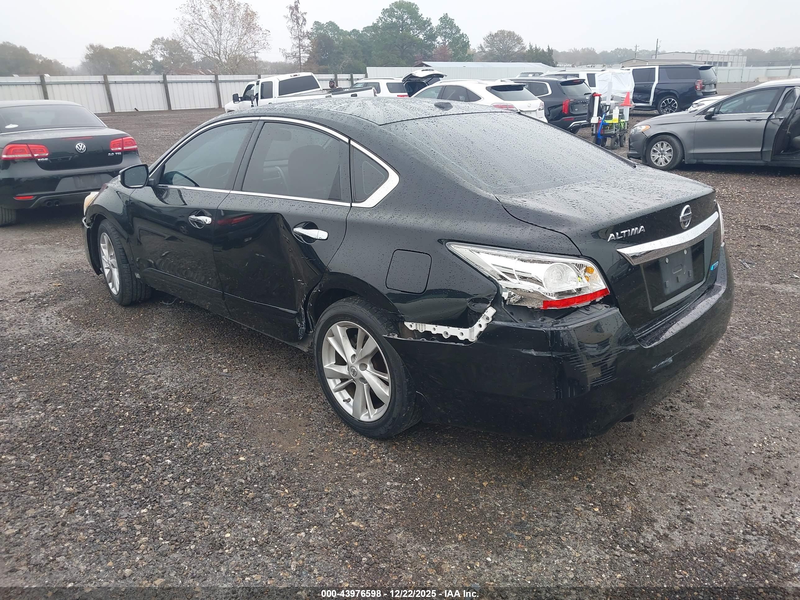 NISSAN ALTIMA image 3