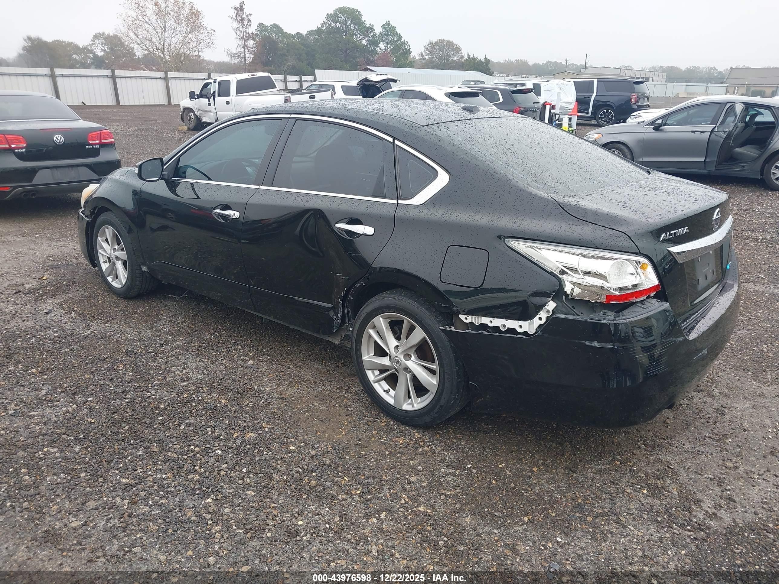 NISSAN ALTIMA image 6