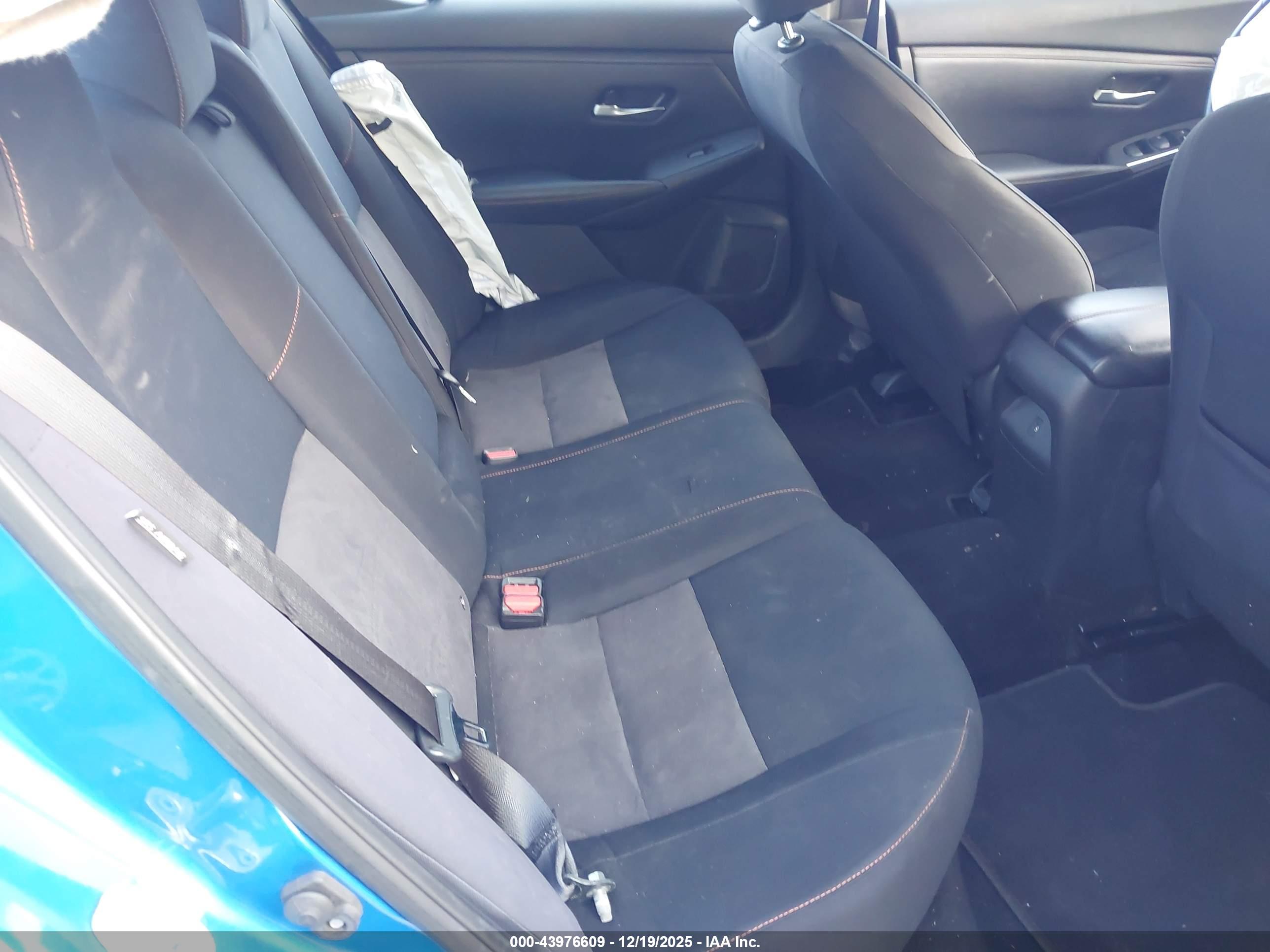 NISSAN SENTRA image 8